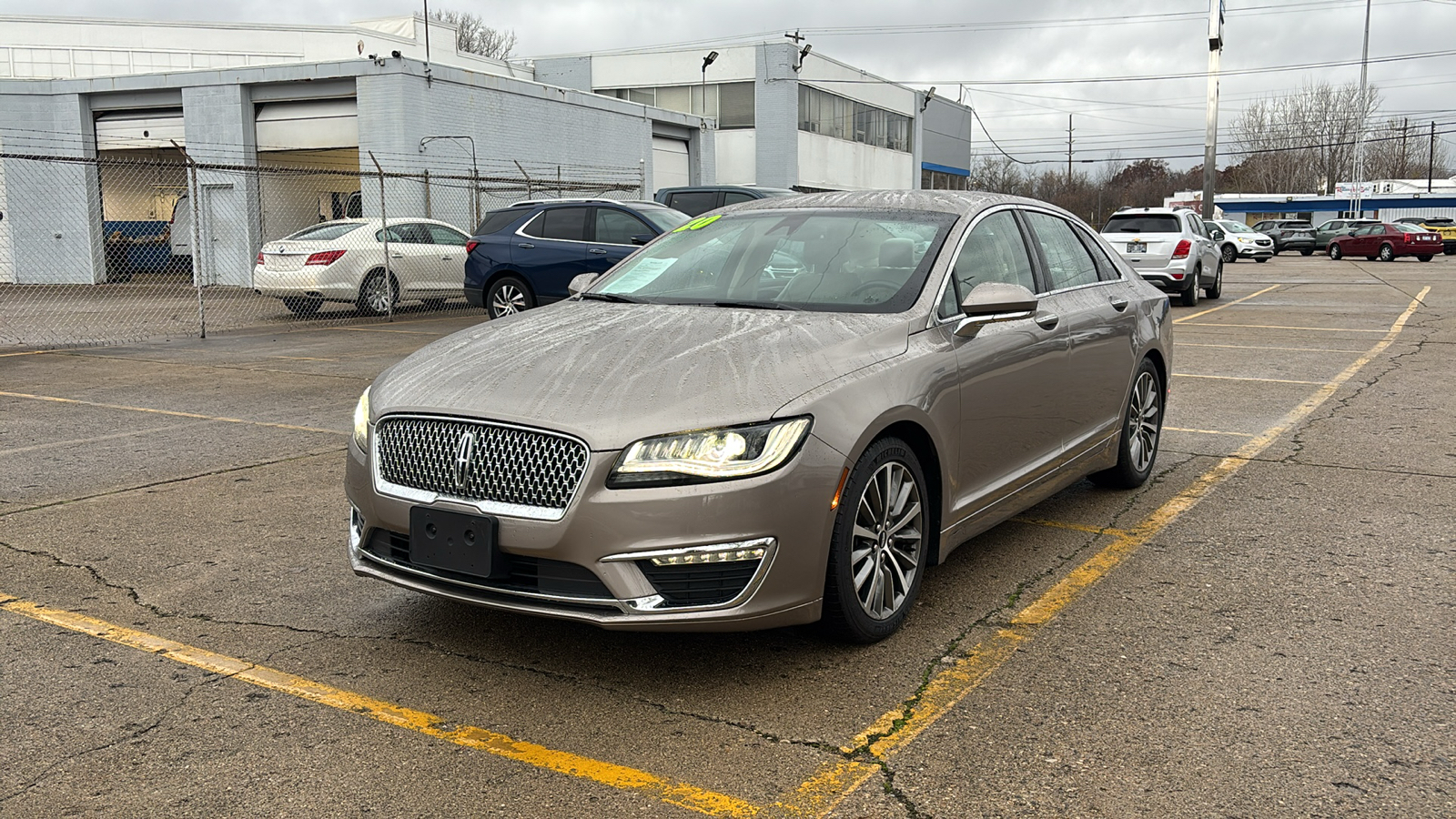 2020 Lincoln MKZ Standard 2