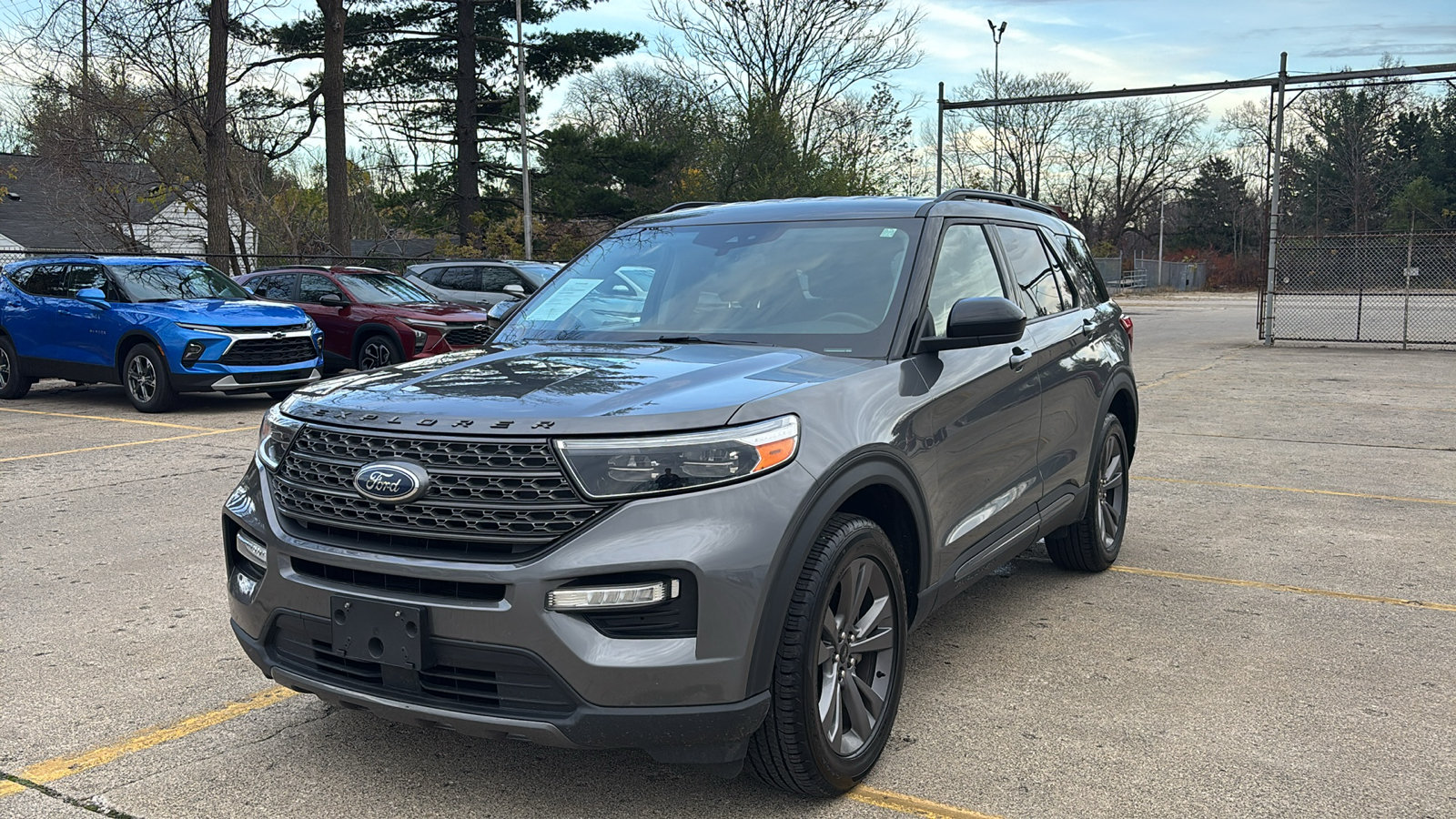 2022 Ford Explorer XLT 2