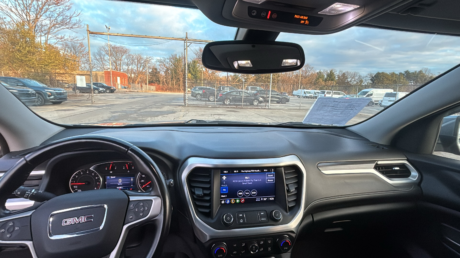 2020 GMC Acadia SLT 11