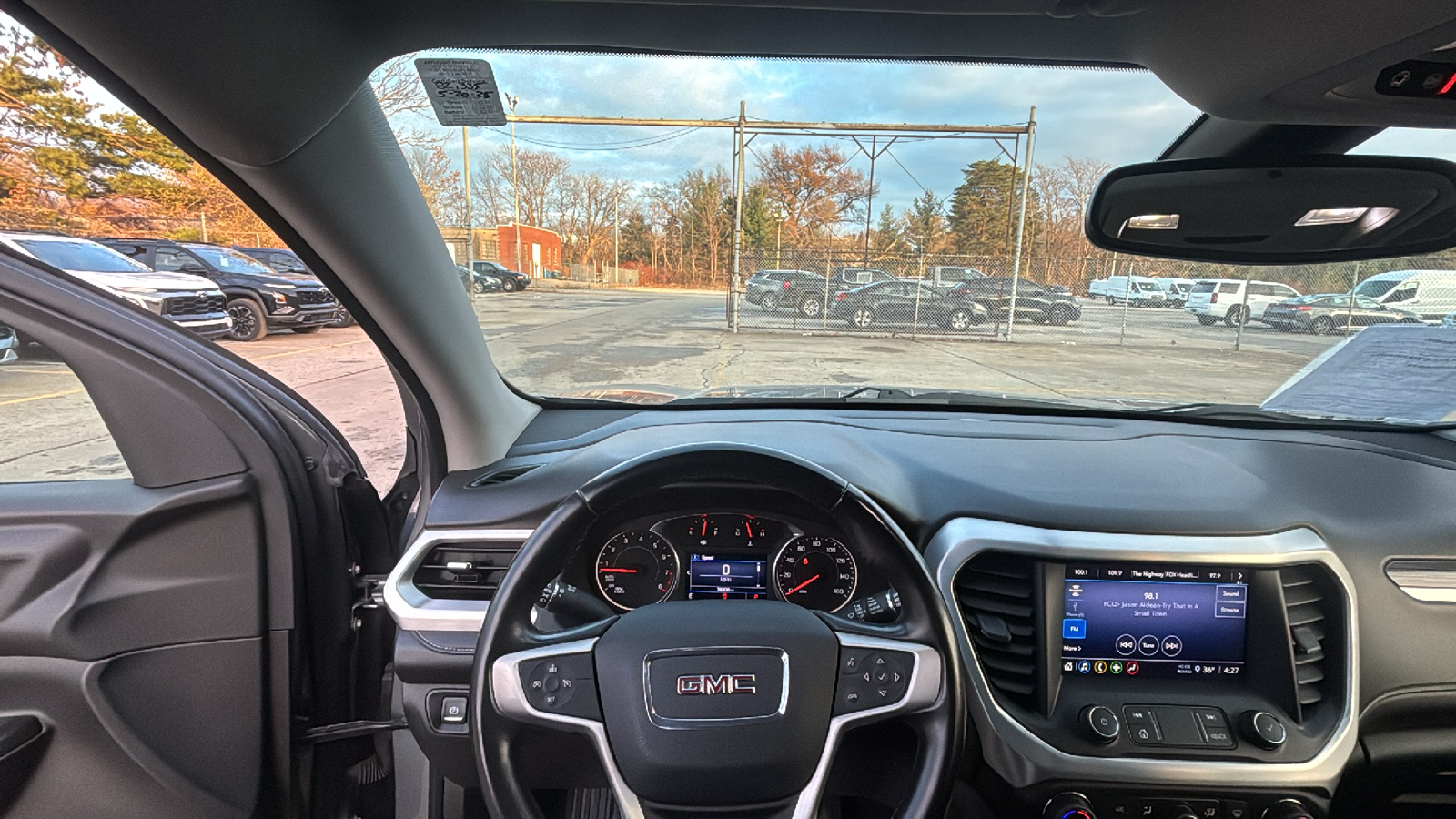 2020 GMC Acadia SLT 12