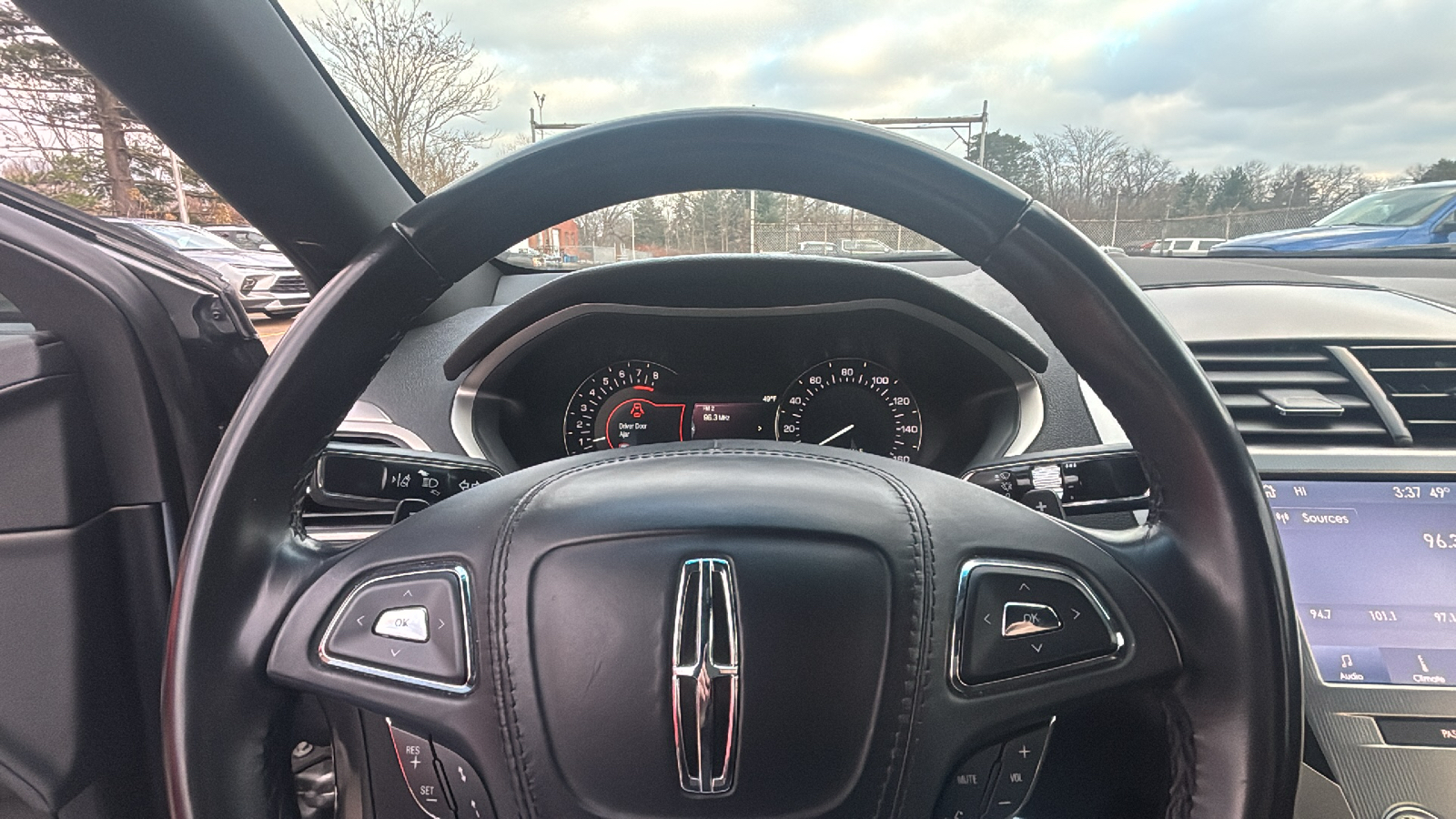 2020 Lincoln MKZ Standard 13