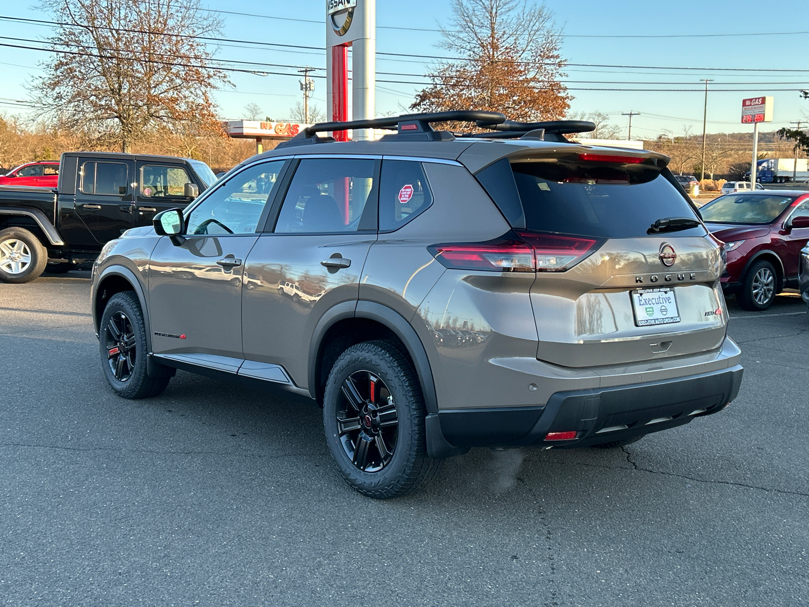 2025 Nissan Rogue SV 4