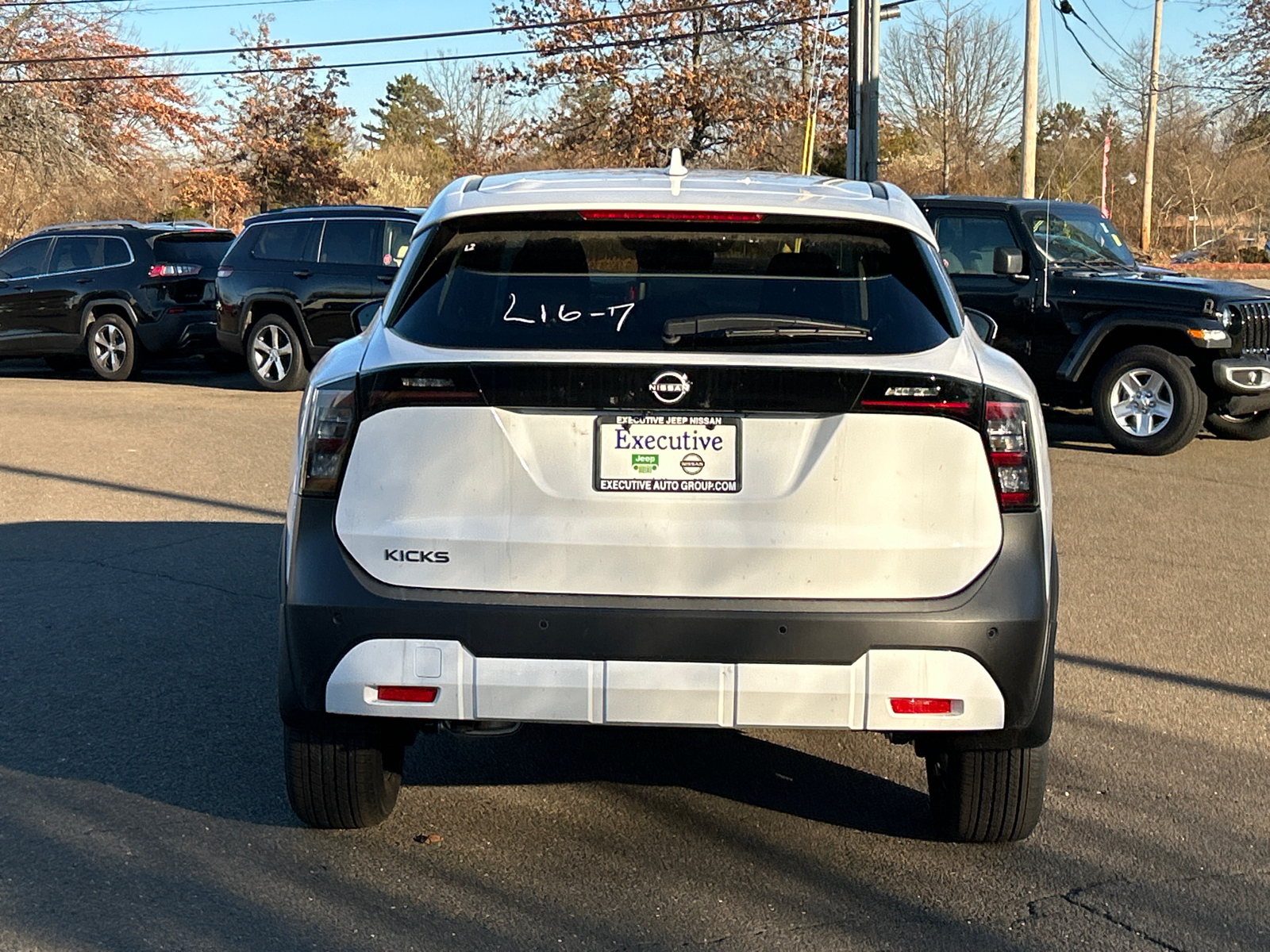 2025 Nissan Kicks SV 3