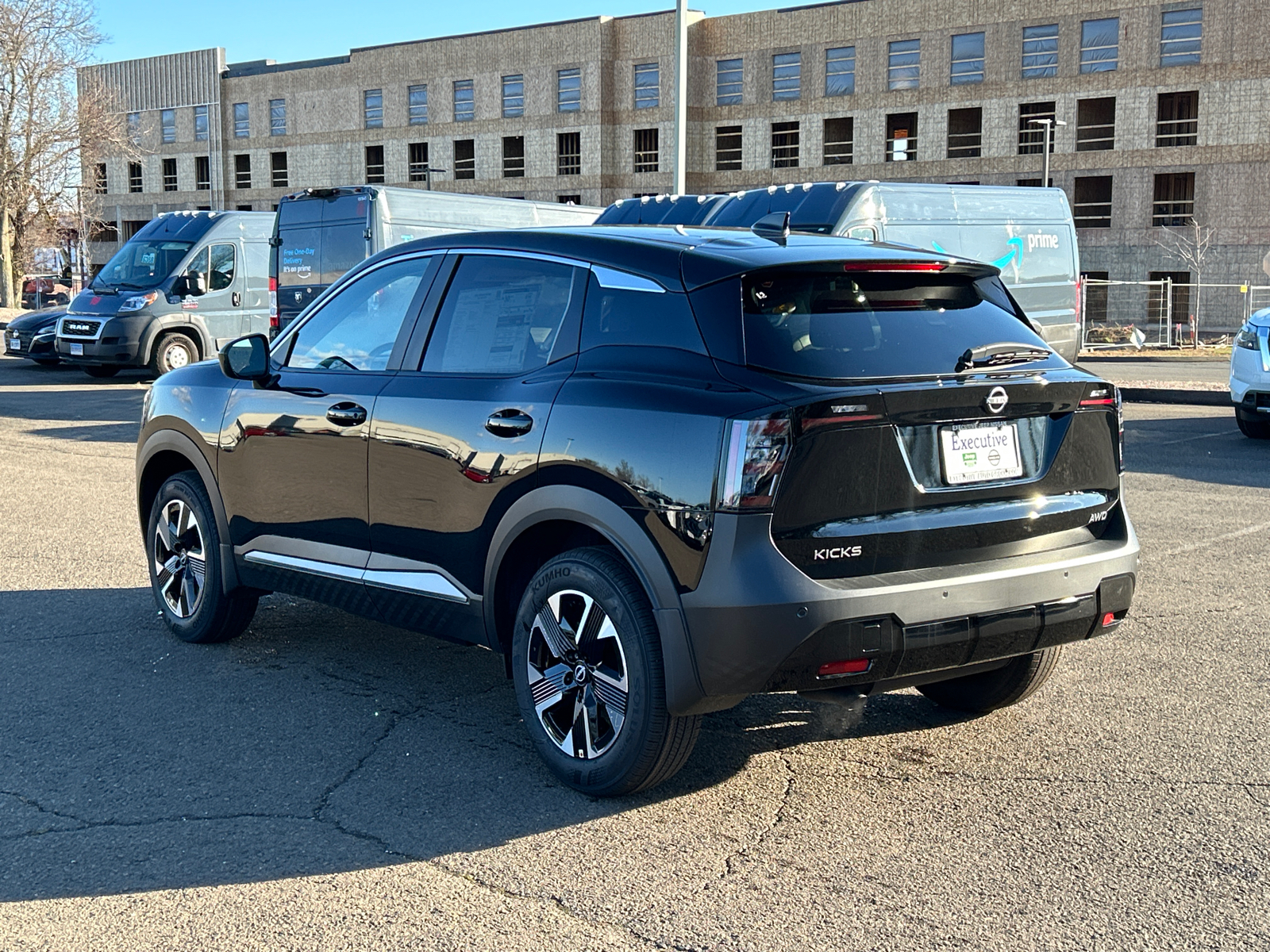 2025 Nissan Kicks SV 4