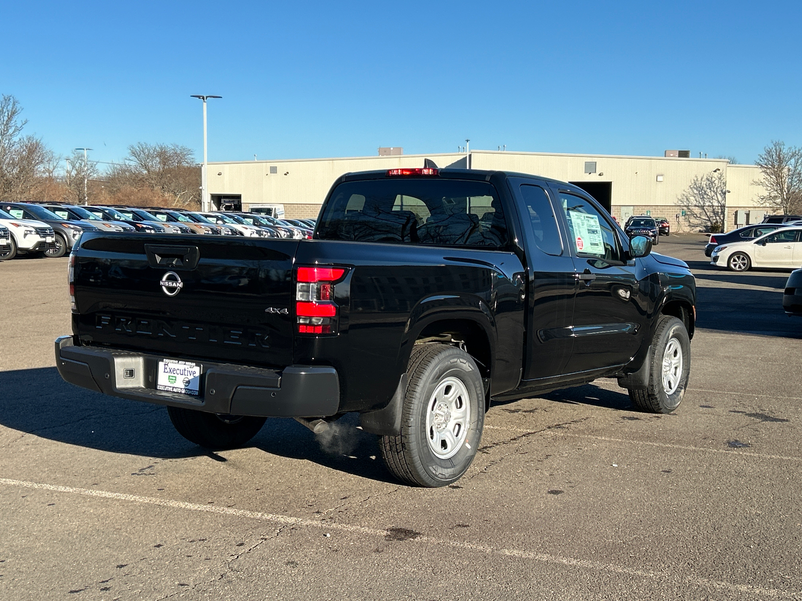 2025 Nissan Frontier S 2