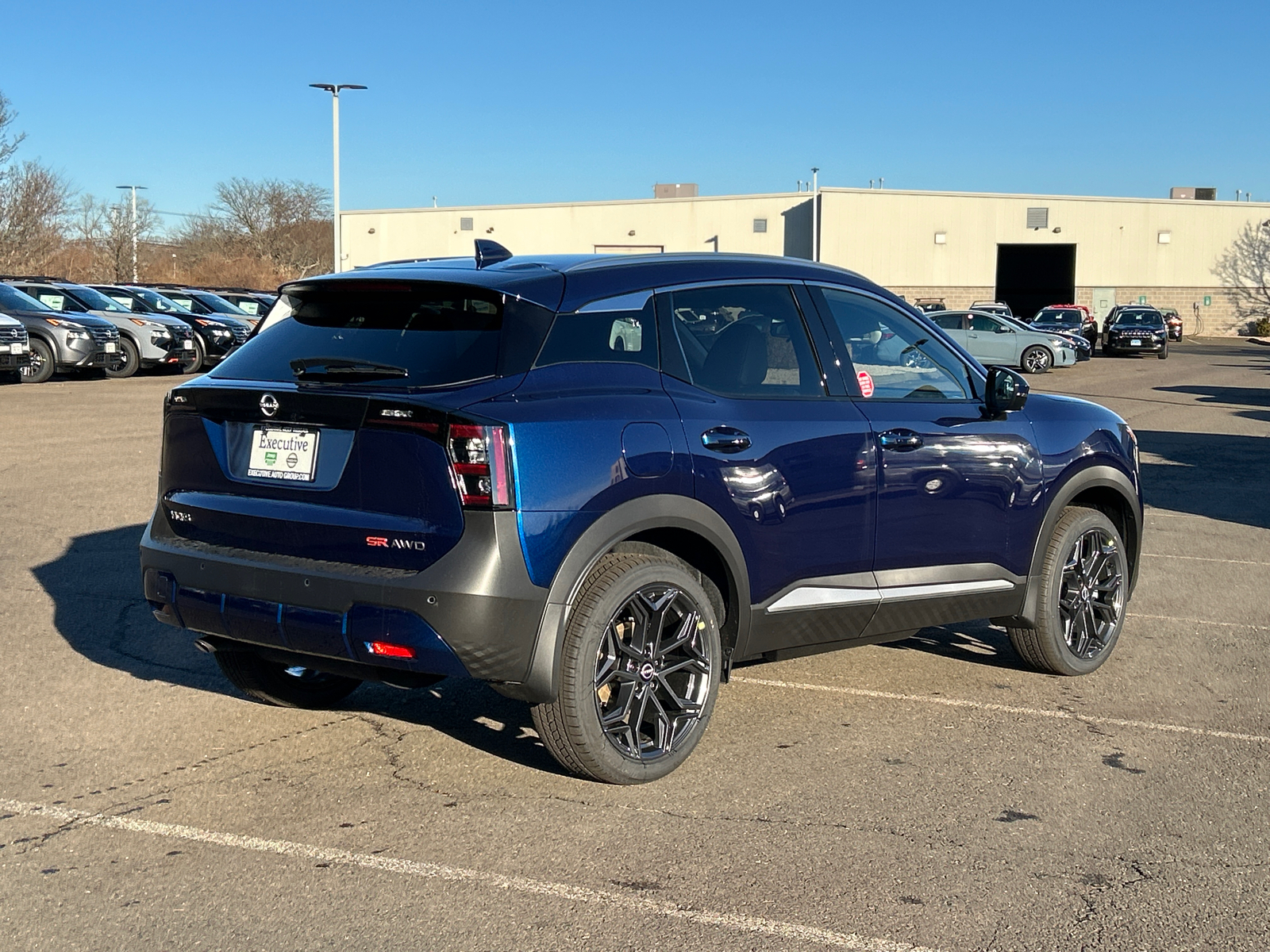 2025 Nissan Kicks SR 2