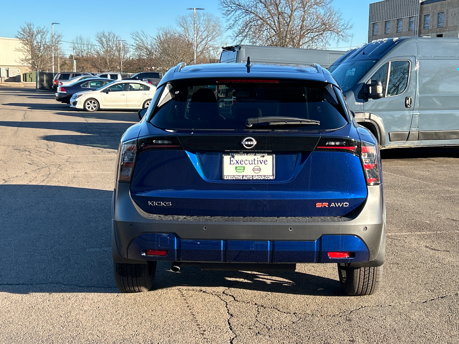 2025 Nissan Kicks SR 3