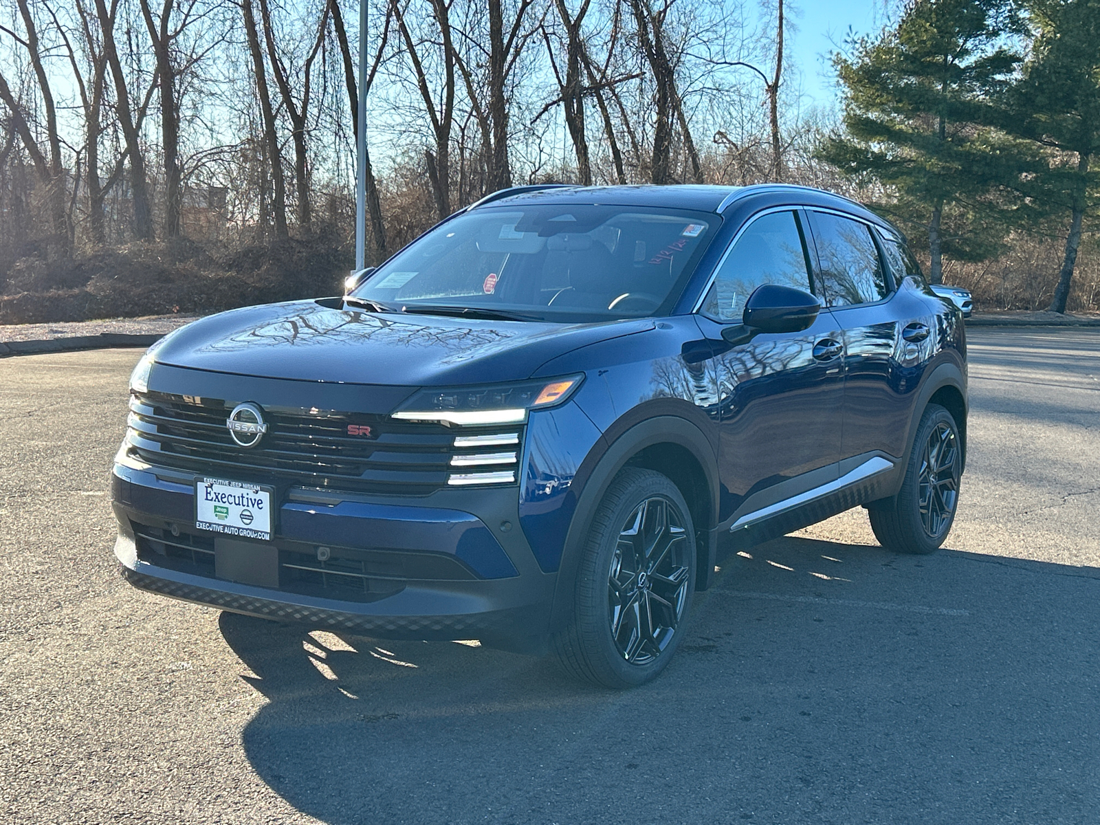 2025 Nissan Kicks SR 5