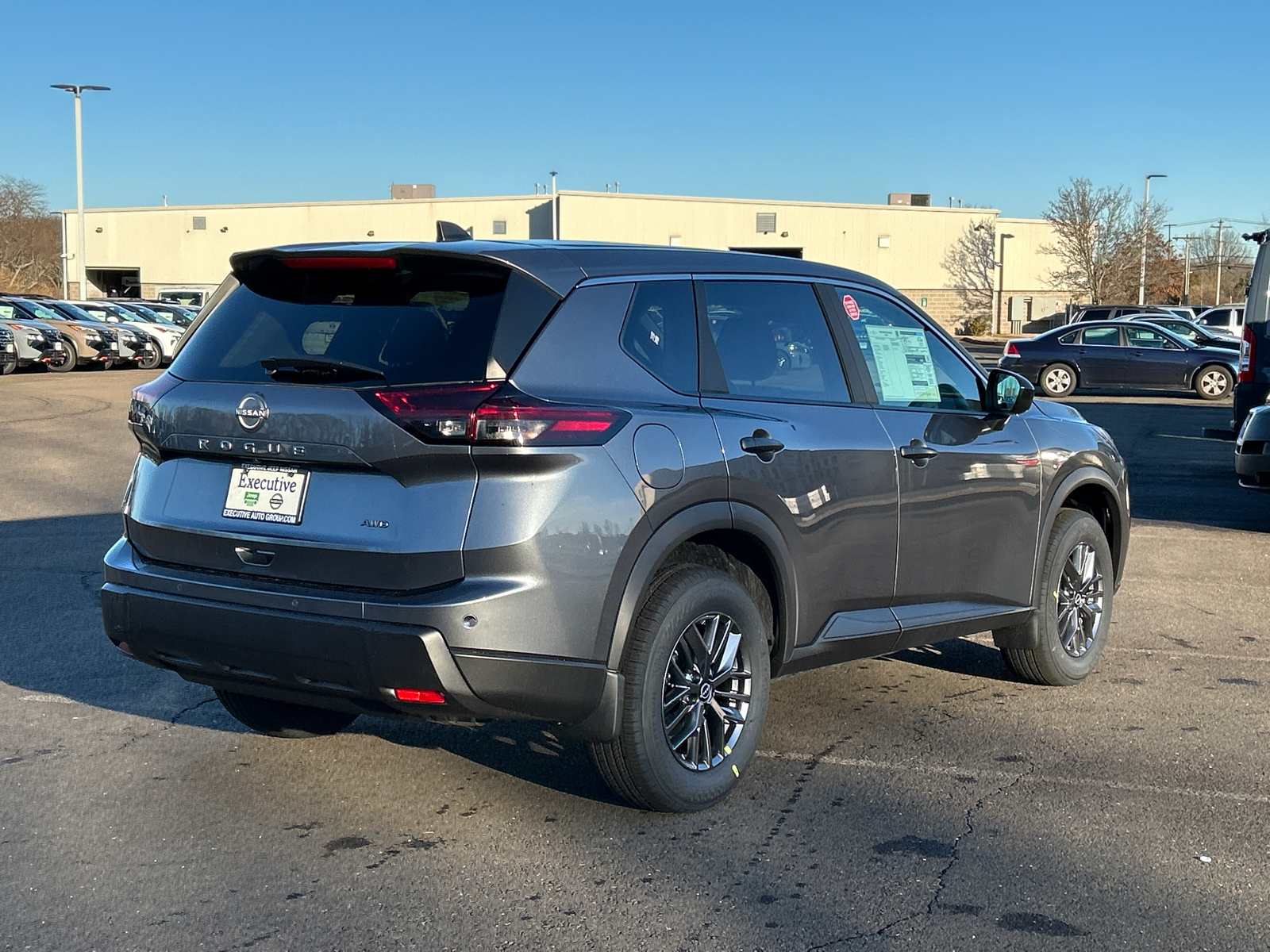 2025 Nissan Rogue S 2