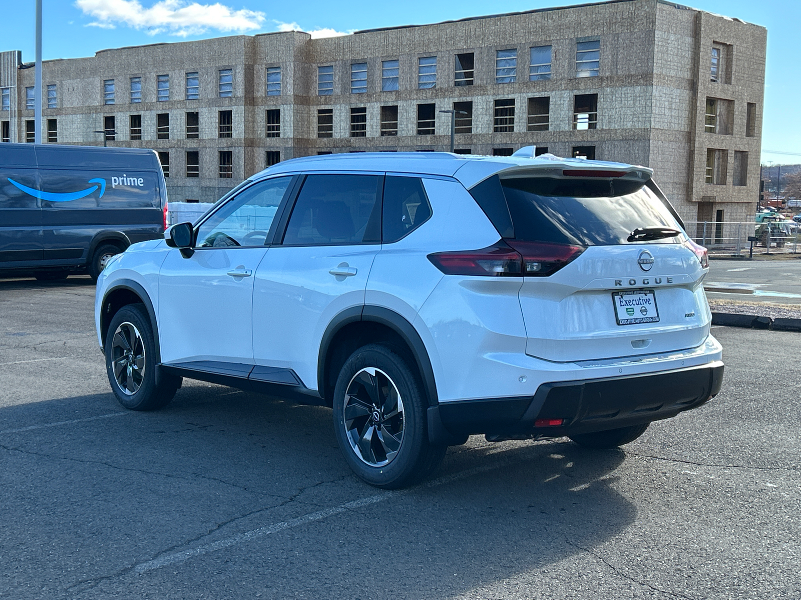 2025 Nissan Rogue SV 4