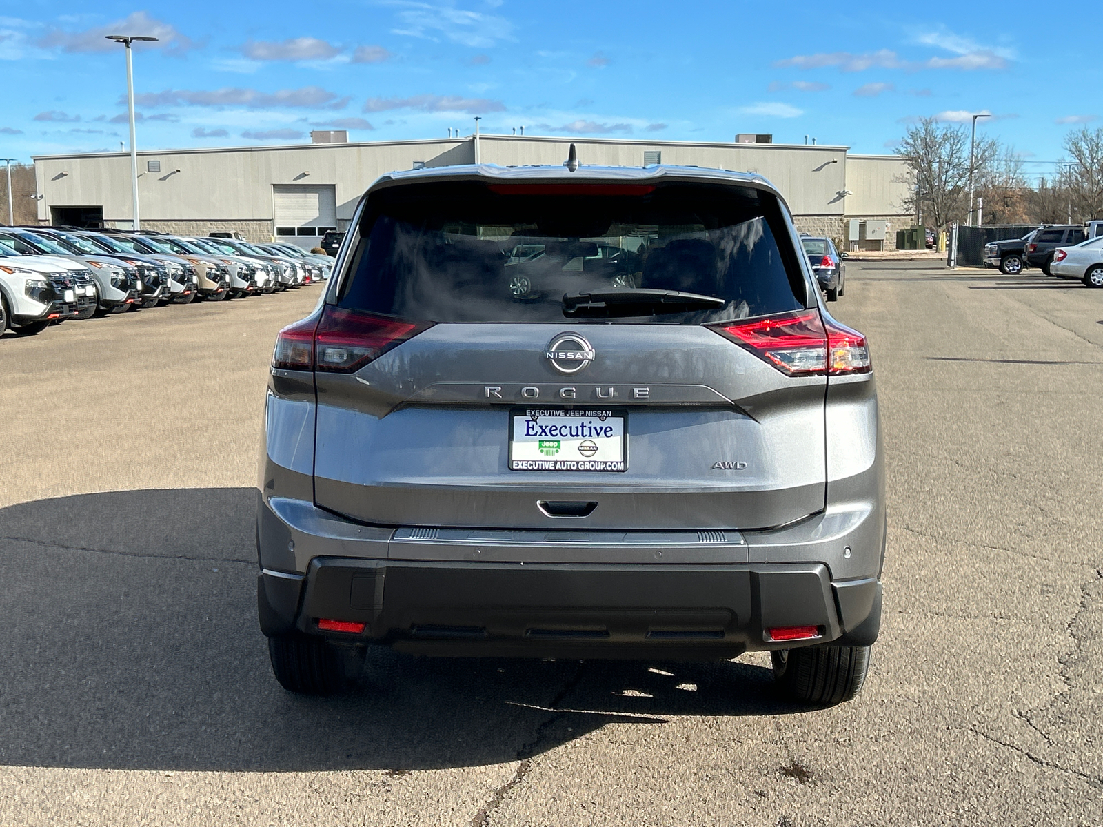 2025 Nissan Rogue SV 3