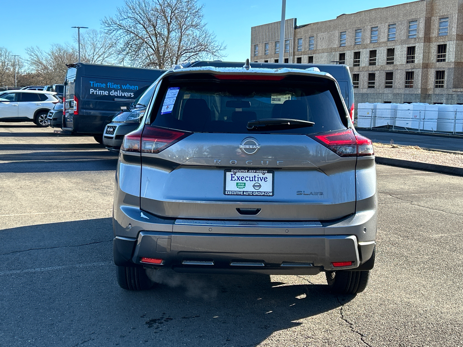 2025 Nissan Rogue SL 3