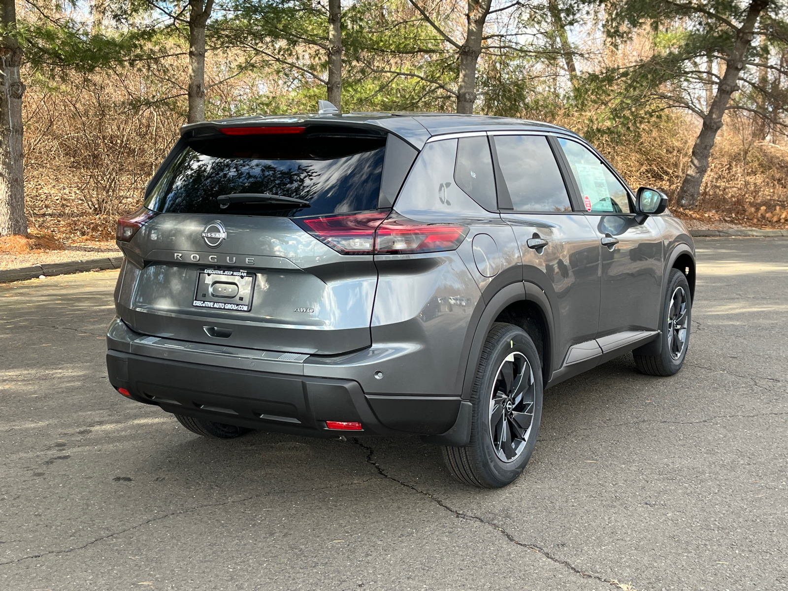 2025 Nissan Rogue SV 2