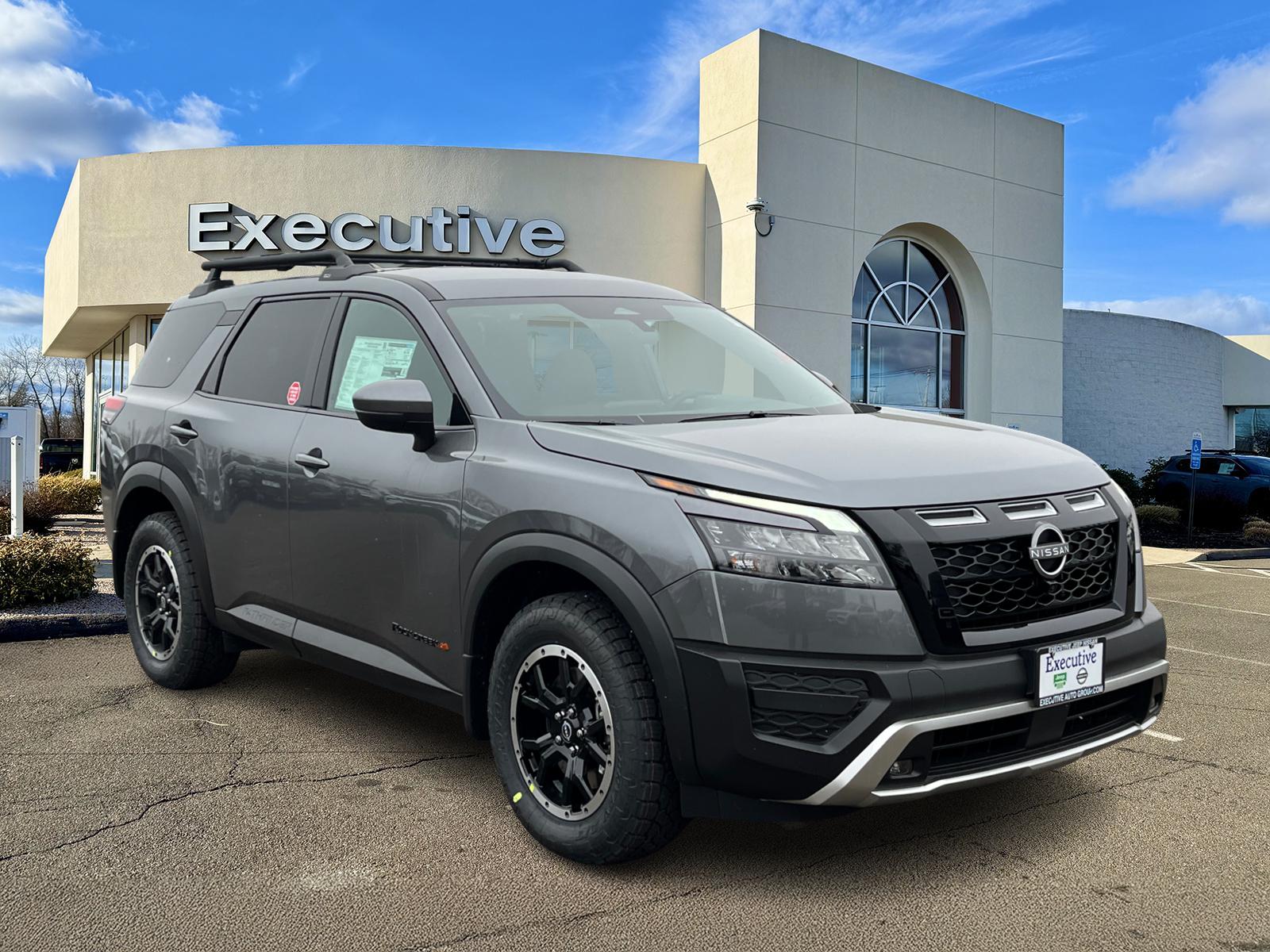 2025 Nissan Pathfinder Rock Creek 1