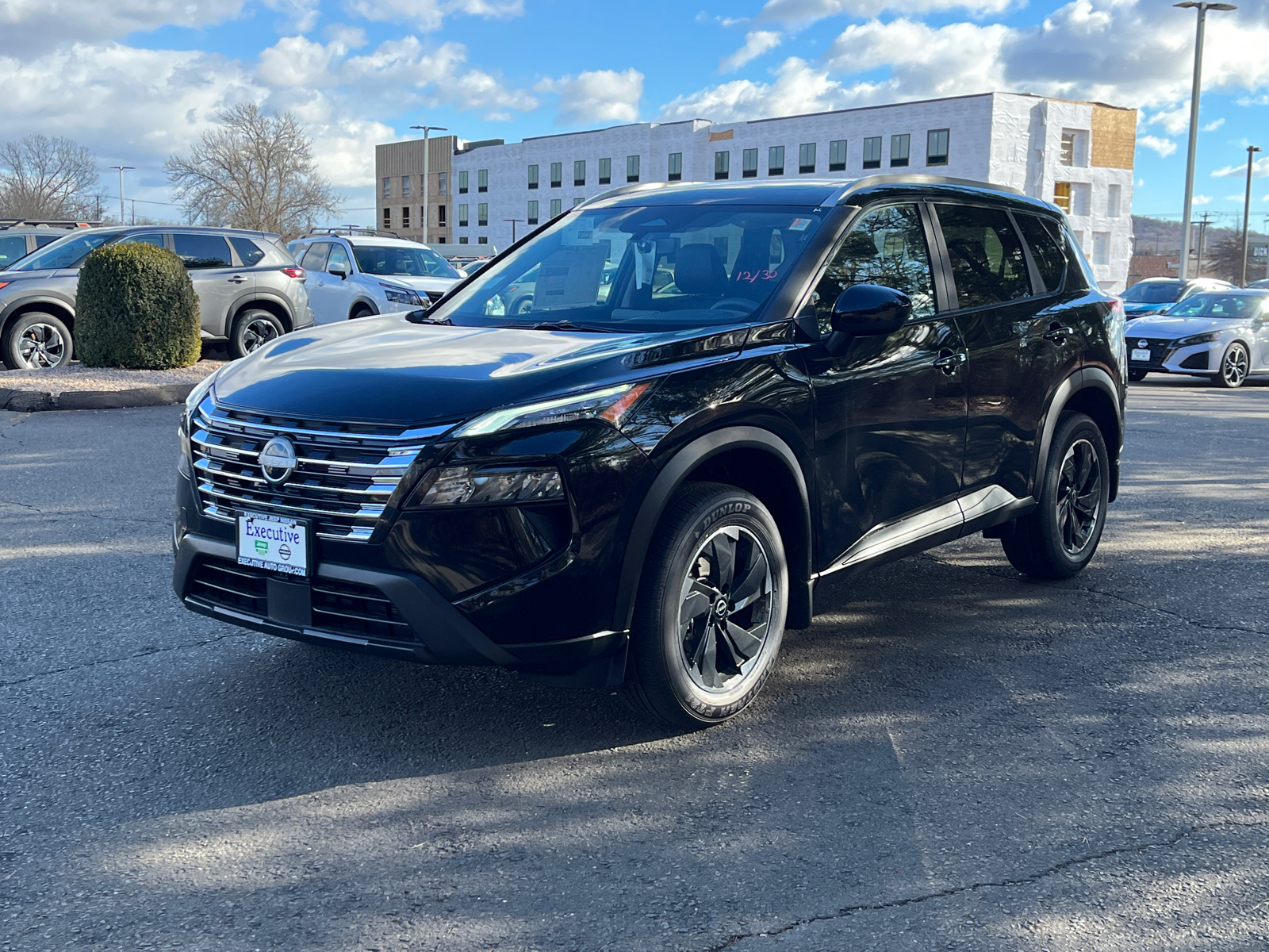 2025 Nissan Rogue SV 5