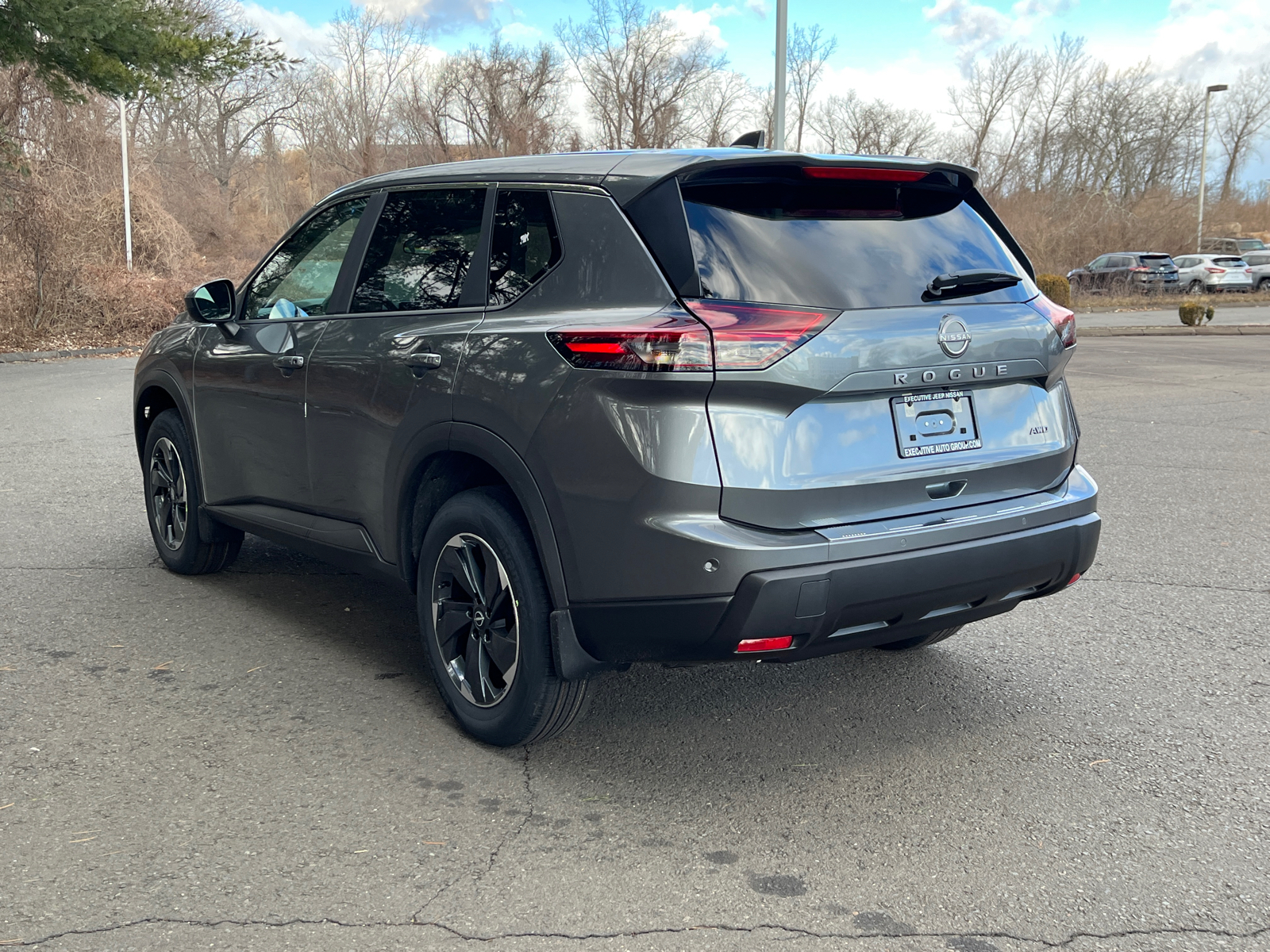 2025 Nissan Rogue SV 4