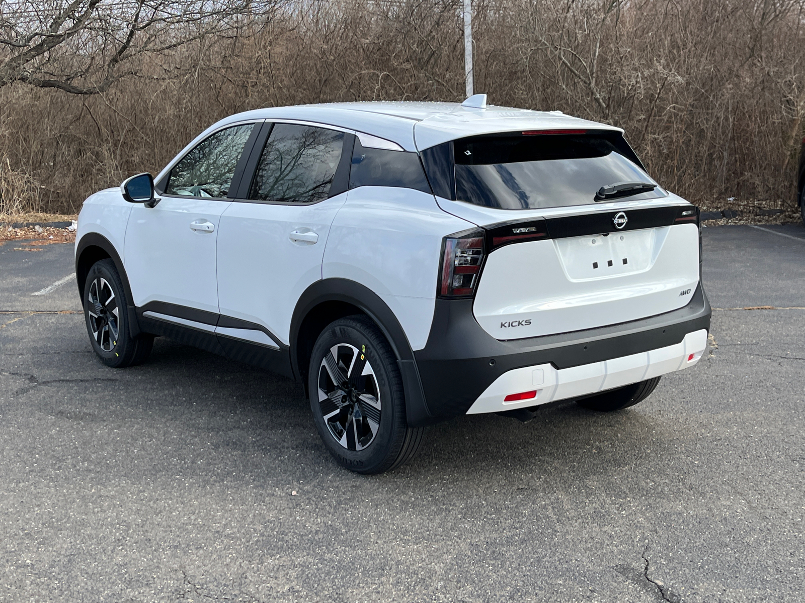 2025 Nissan Kicks SV 4