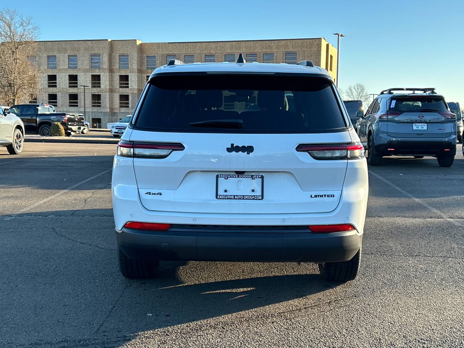 2024 Jeep Grand Cherokee L Limited 3