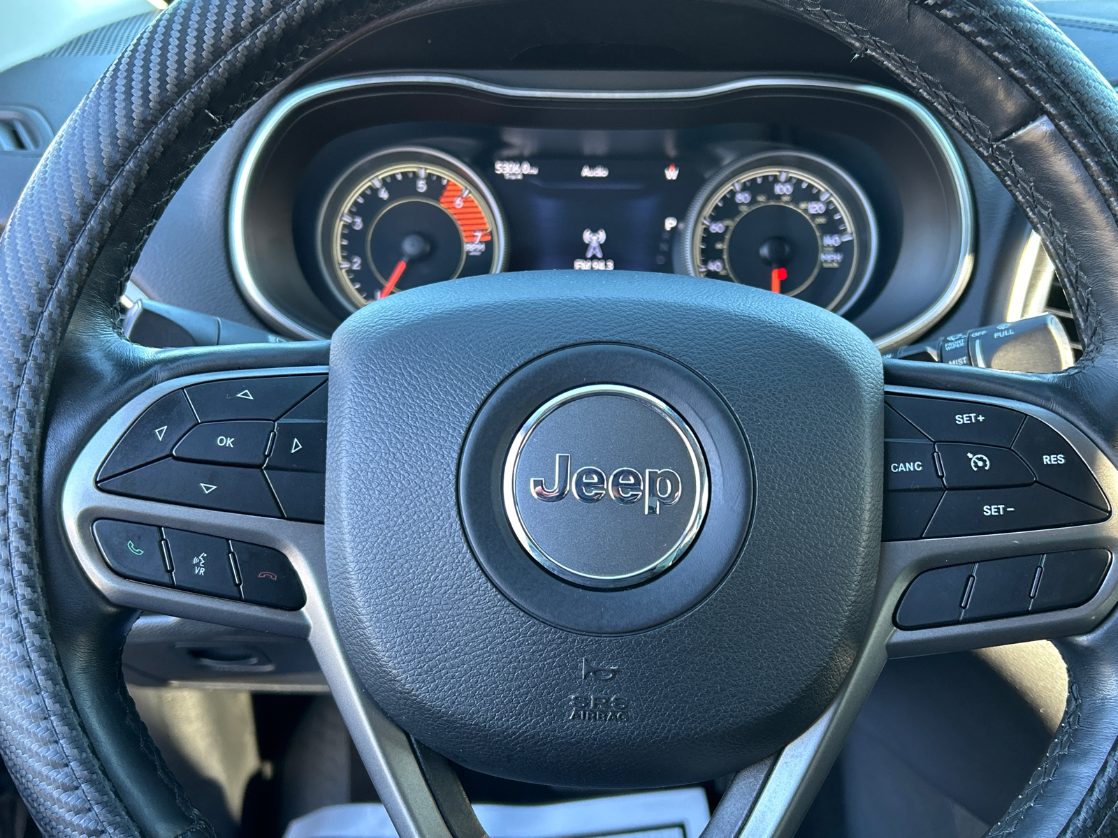 2019 Jeep Cherokee Limited 12