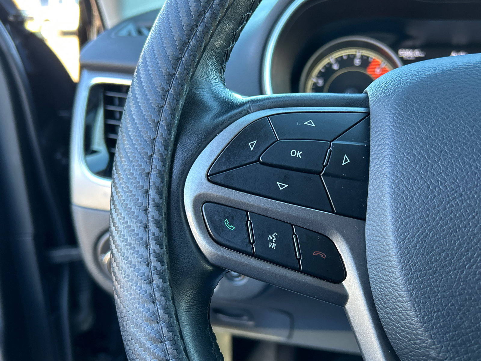 2019 Jeep Cherokee Limited 13