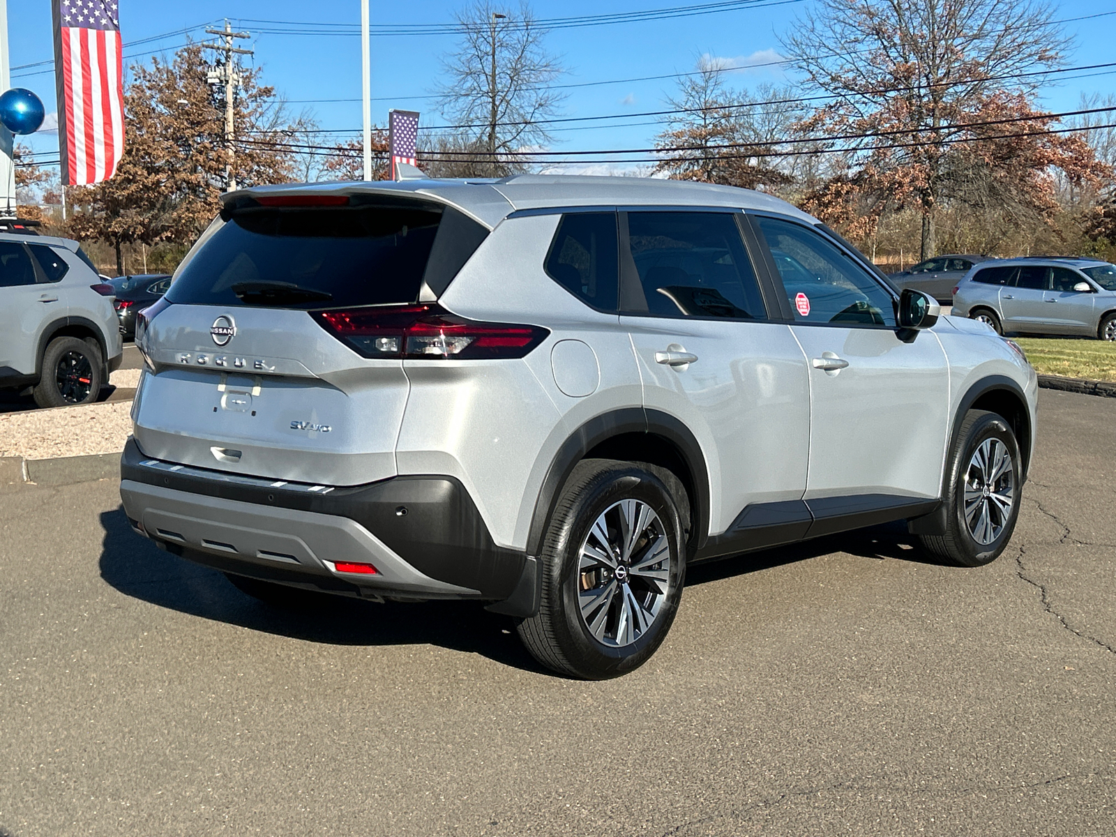 2023 Nissan Rogue SV 2