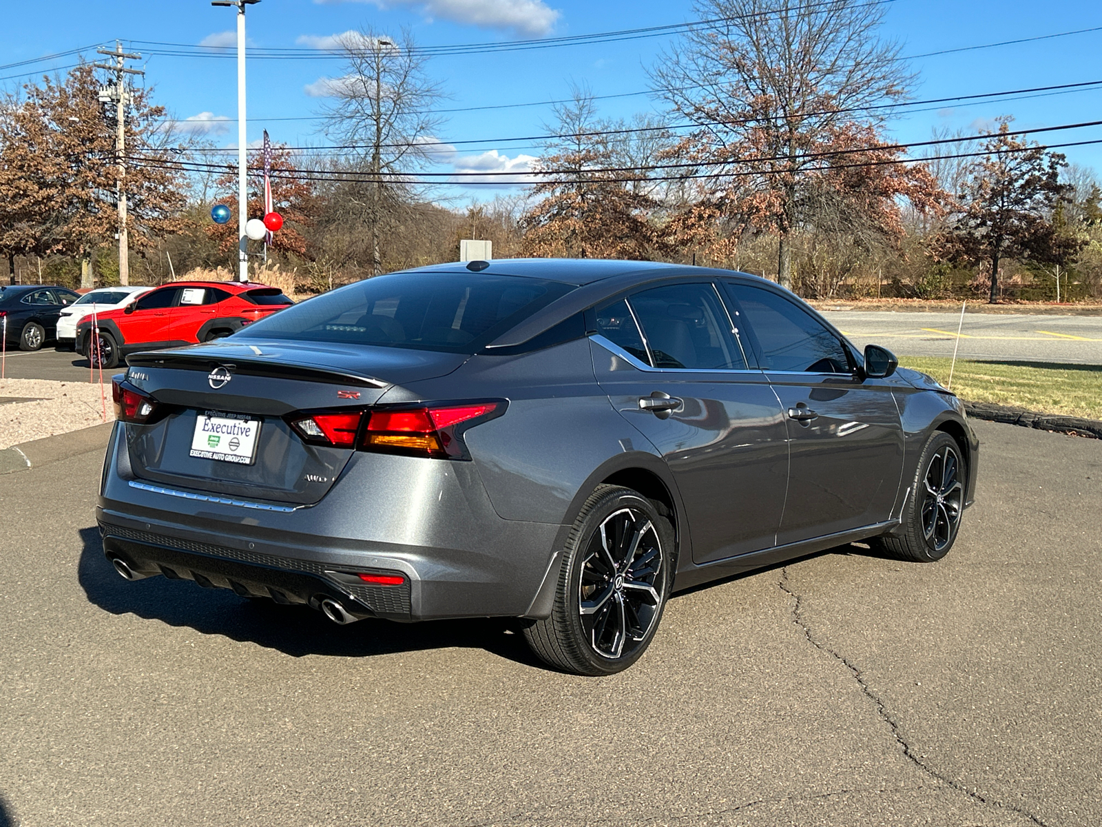 2023 Nissan Altima 2.5 SR 2