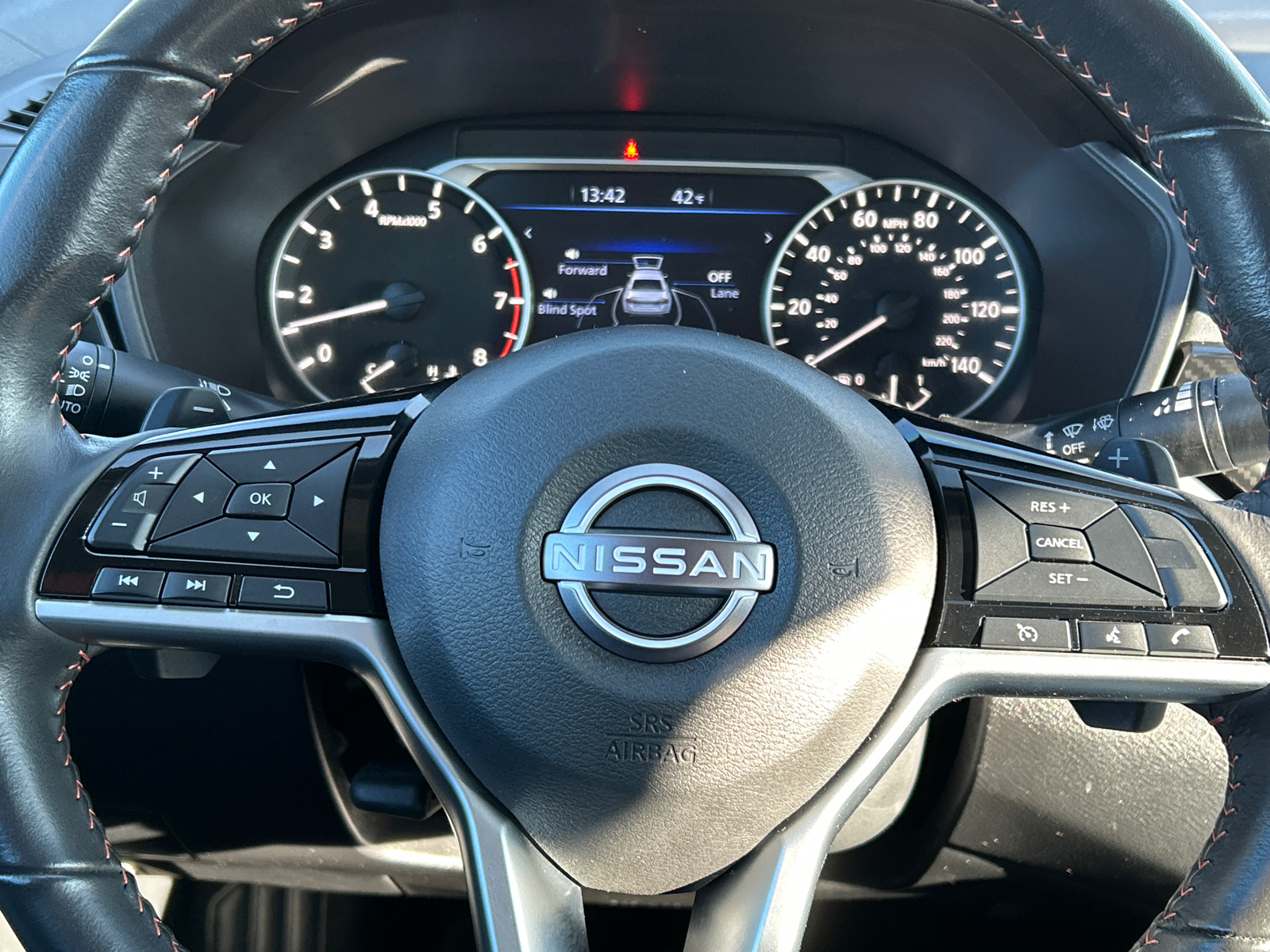 2023 Nissan Altima 2.5 SR 12