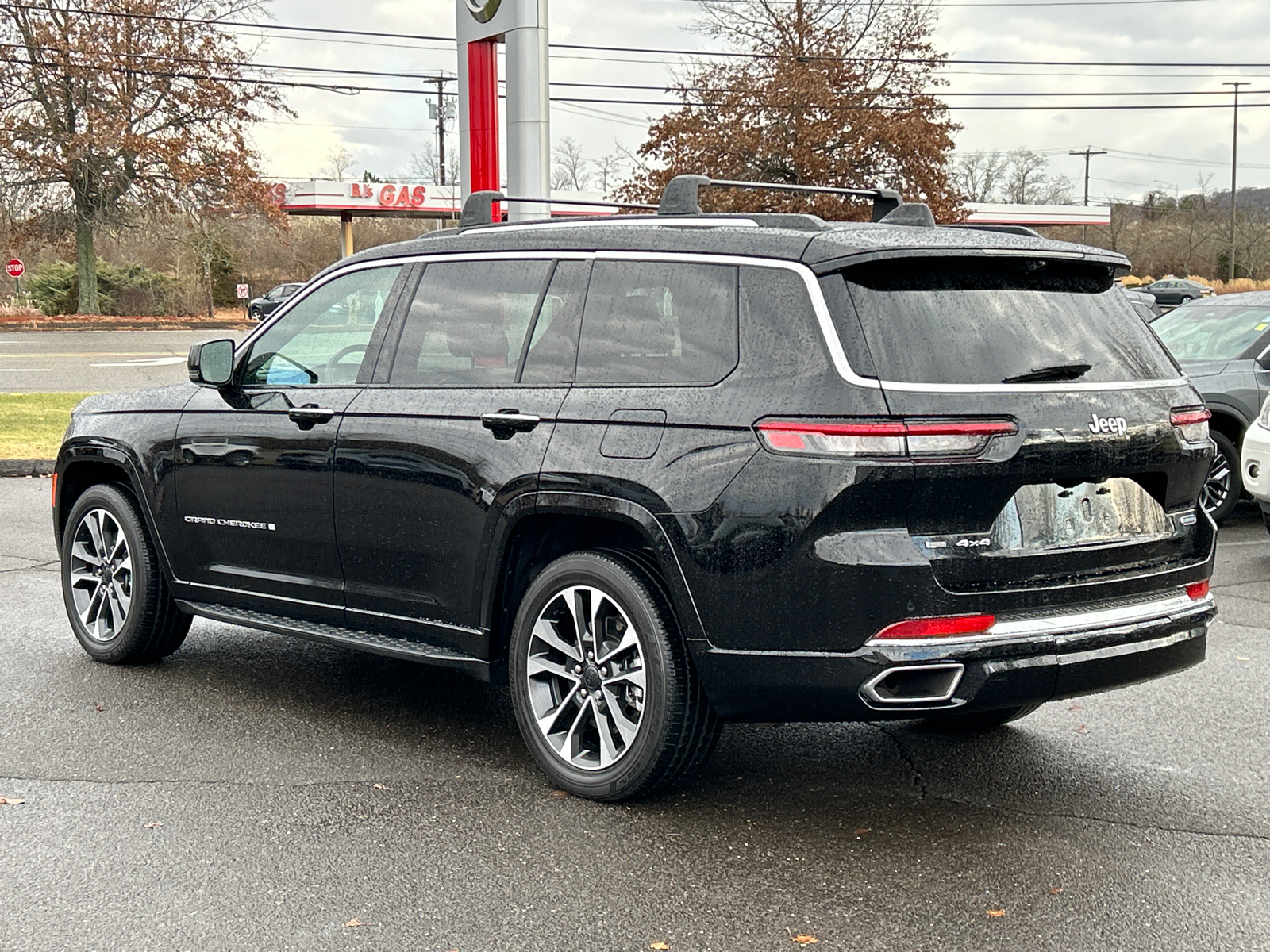 2022 Jeep Grand Cherokee L Overland 4