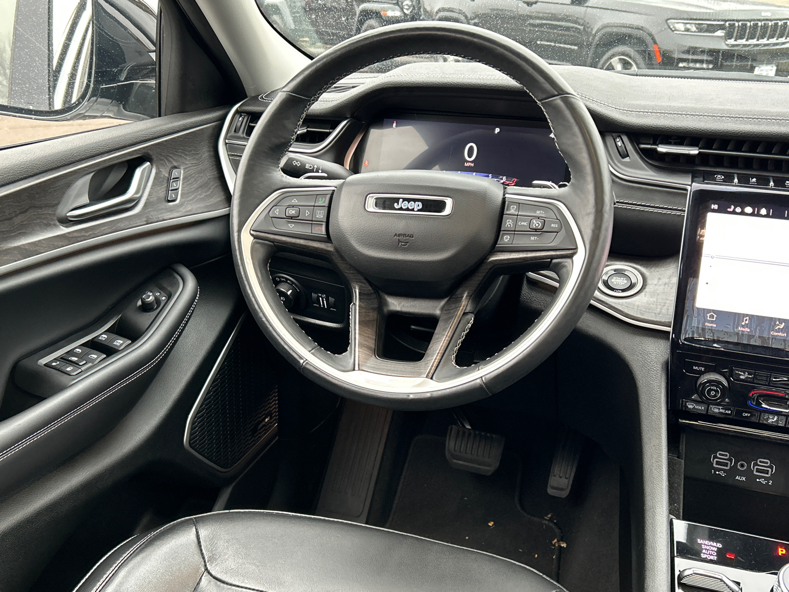 2021 Jeep Grand Cherokee L Limited 25