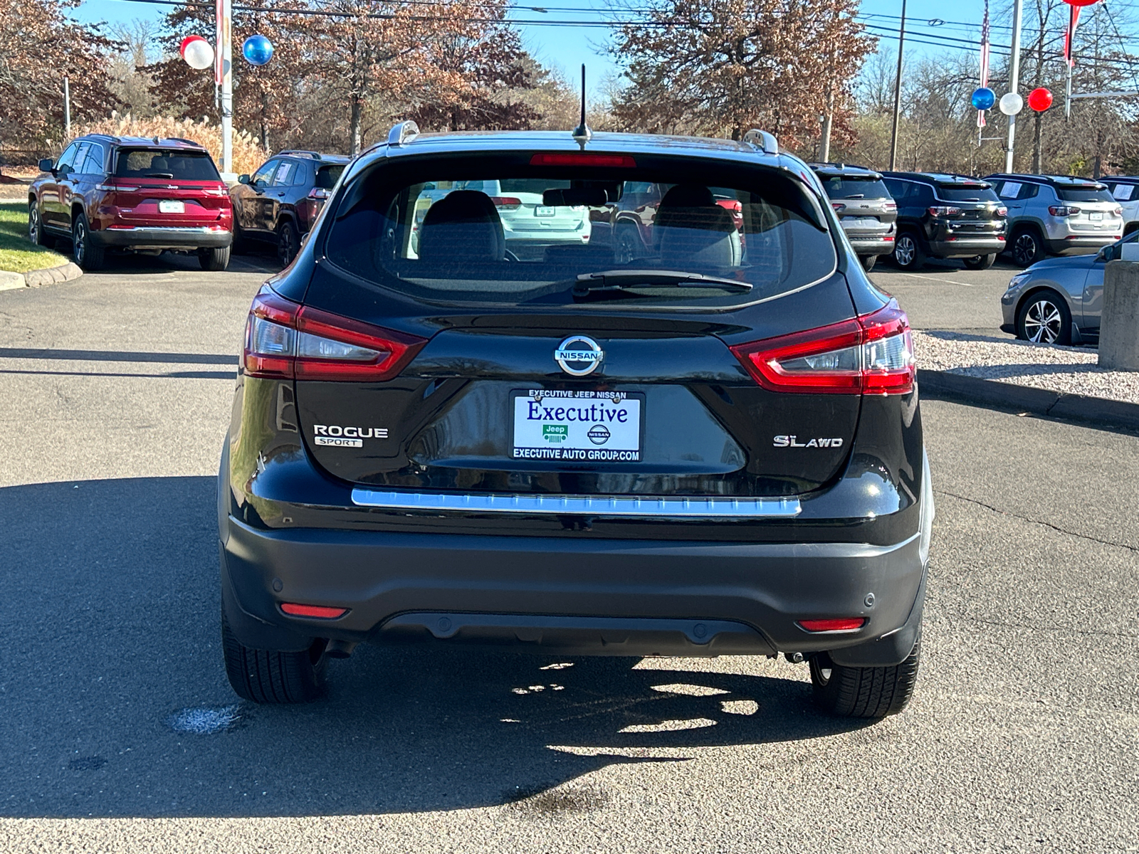 2022 Nissan Rogue Sport SL 3