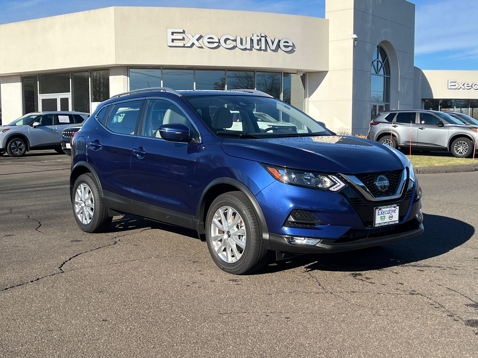 2021 Nissan Rogue Sport SV 1