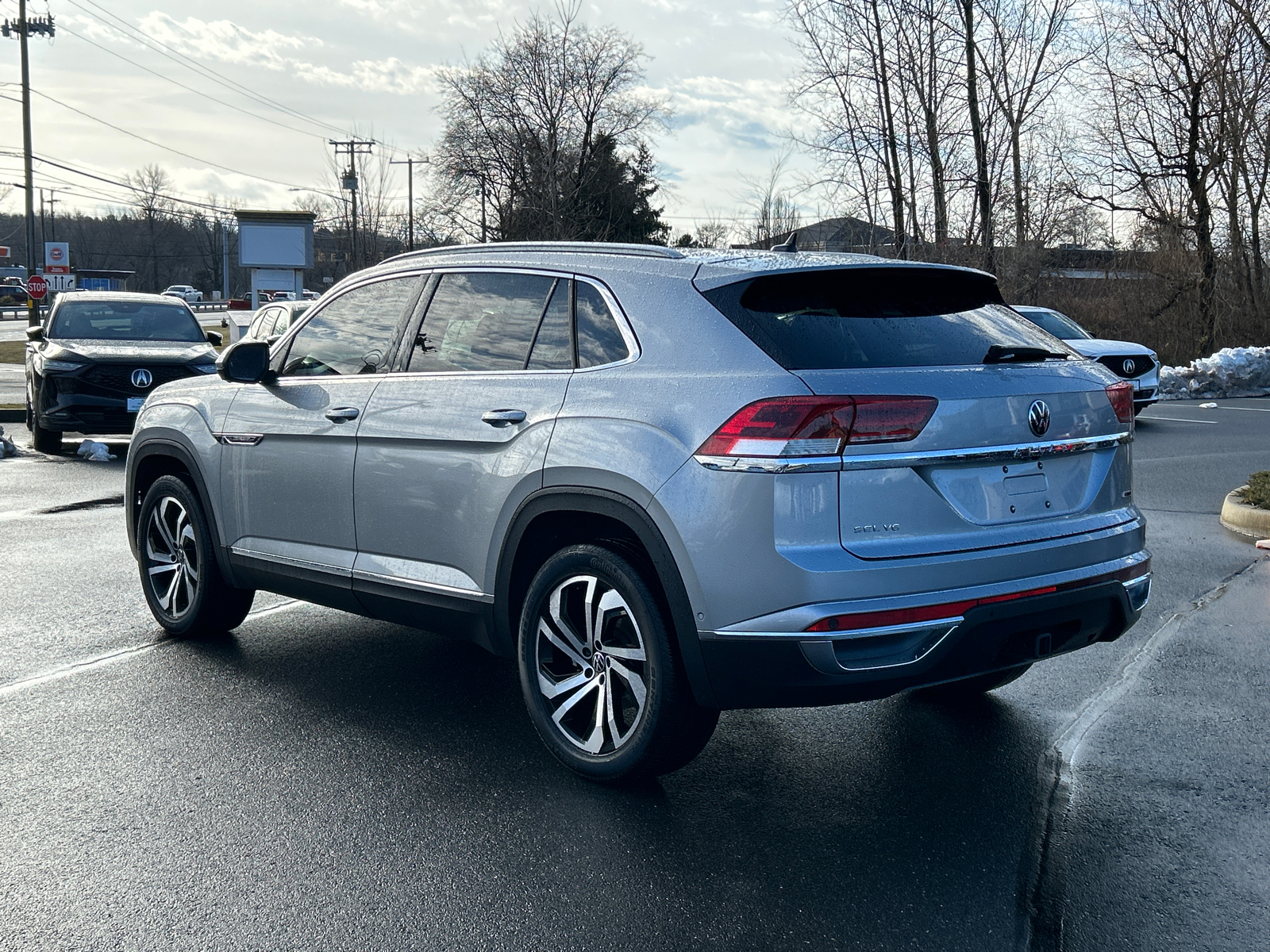 2021 Volkswagen Atlas Cross Sport 3.6L V6 SEL Premium 2