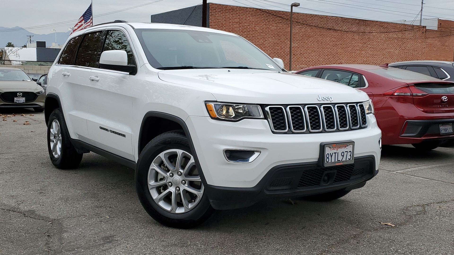 2021 Jeep Grand Cherokee Laredo E 1