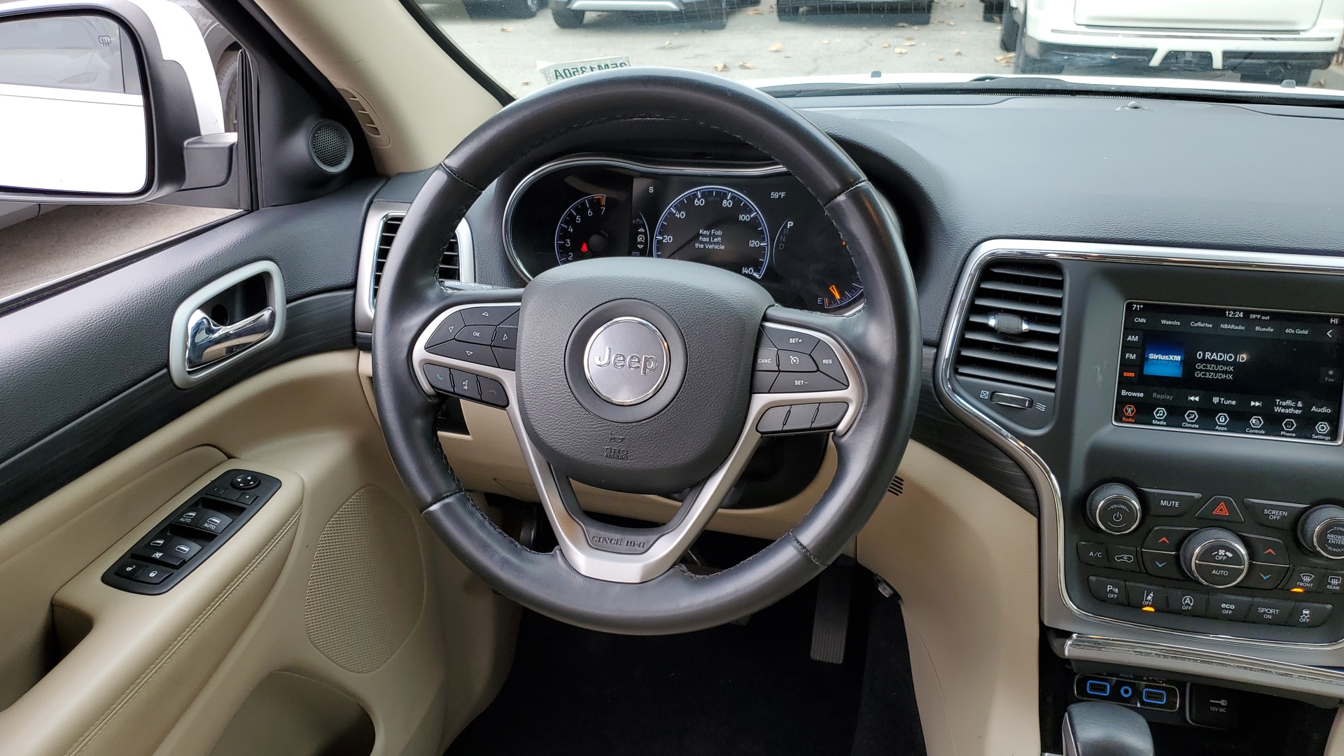 2021 Jeep Grand Cherokee Laredo E 11