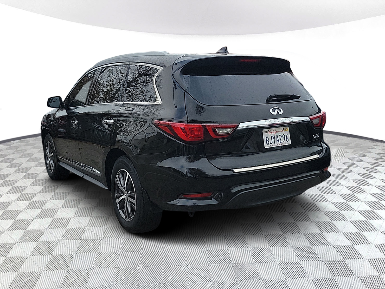 2019 INFINITI QX60 LUXE 3