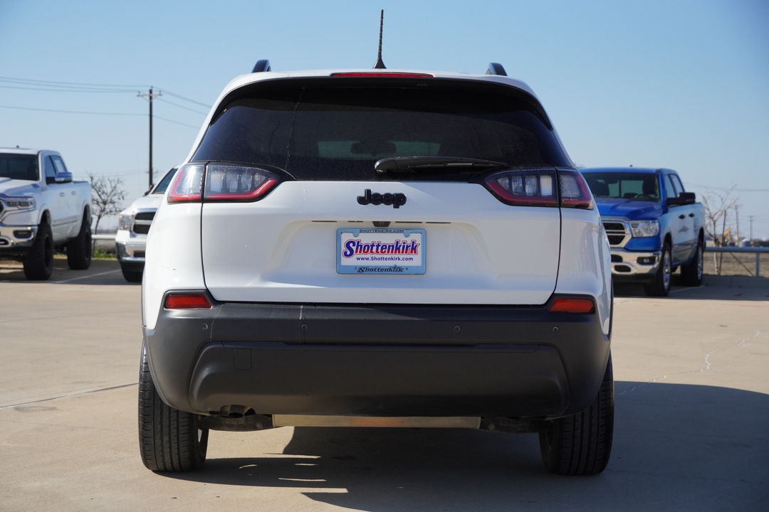 2020 Jeep Cherokee Altitude 7