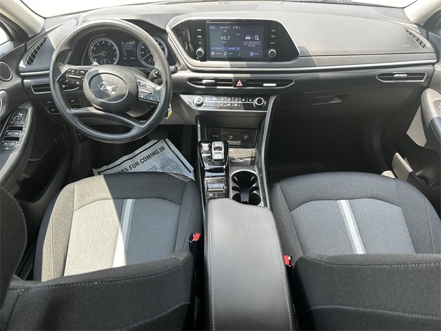 2022 Hyundai Sonata SE 8