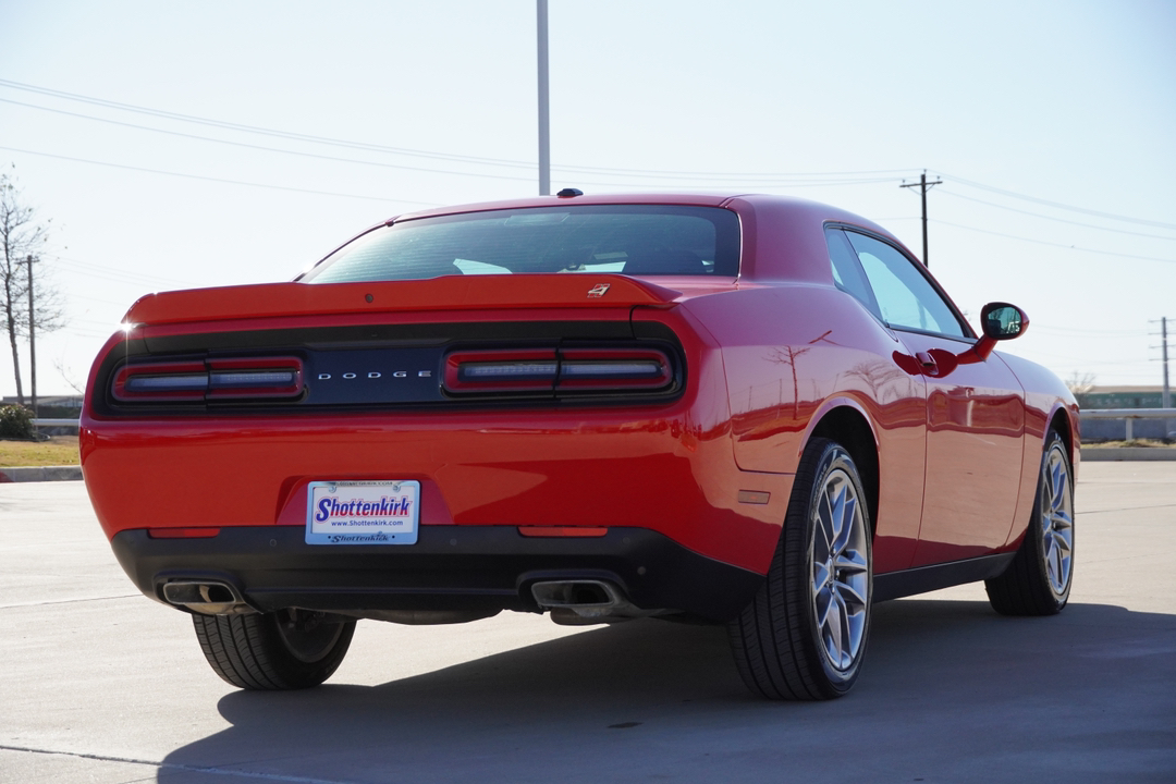 2022 Dodge Challenger GT 8