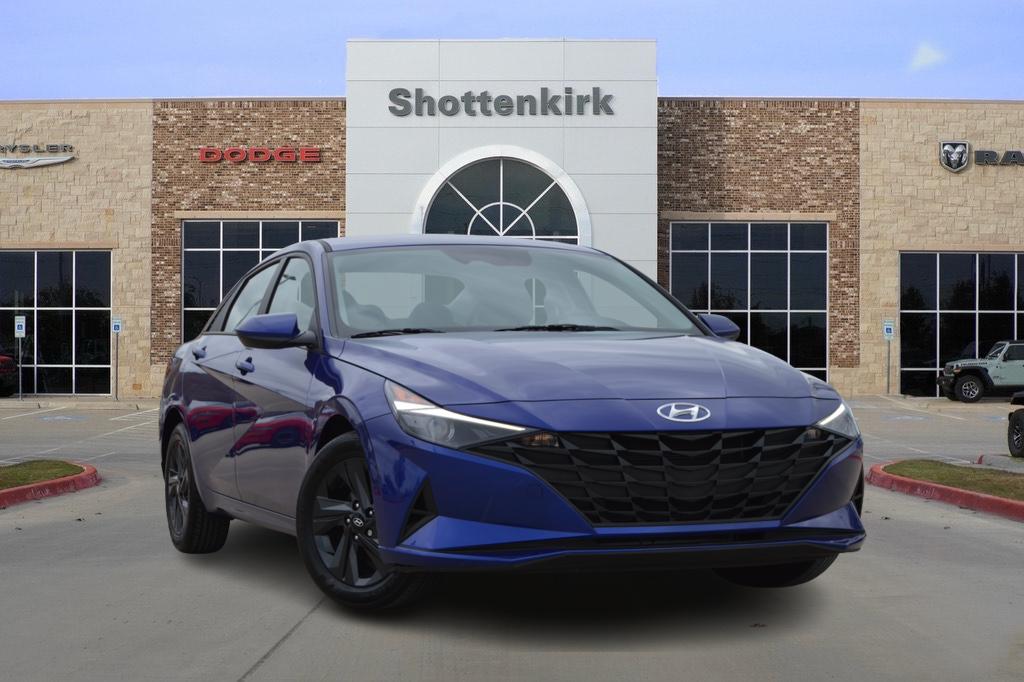 2023 Hyundai ELANTRA SEL 1