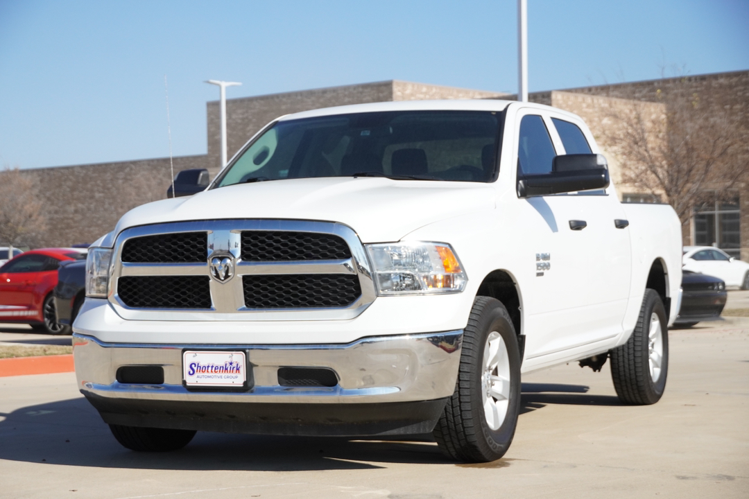 2023 Ram 1500 Classic Tradesman 3