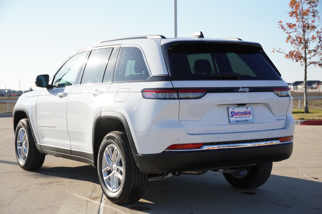 2025 Jeep Grand Cherokee Laredo 6