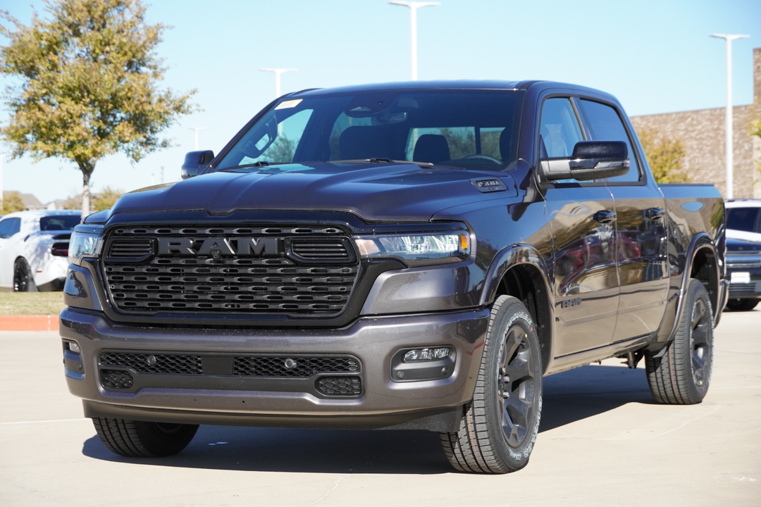 2025 Ram 1500 Big Horn/Lone Star 3