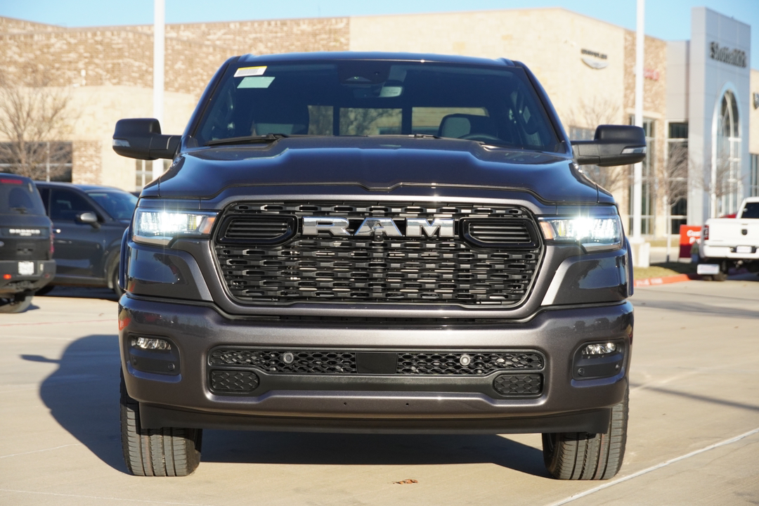 2025 Ram 1500 Big Horn/Lone Star 2