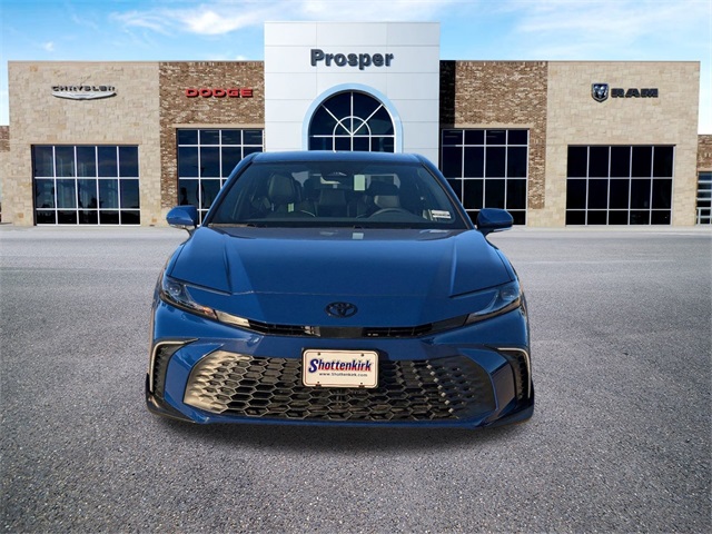 2025 Toyota Camry SE 6