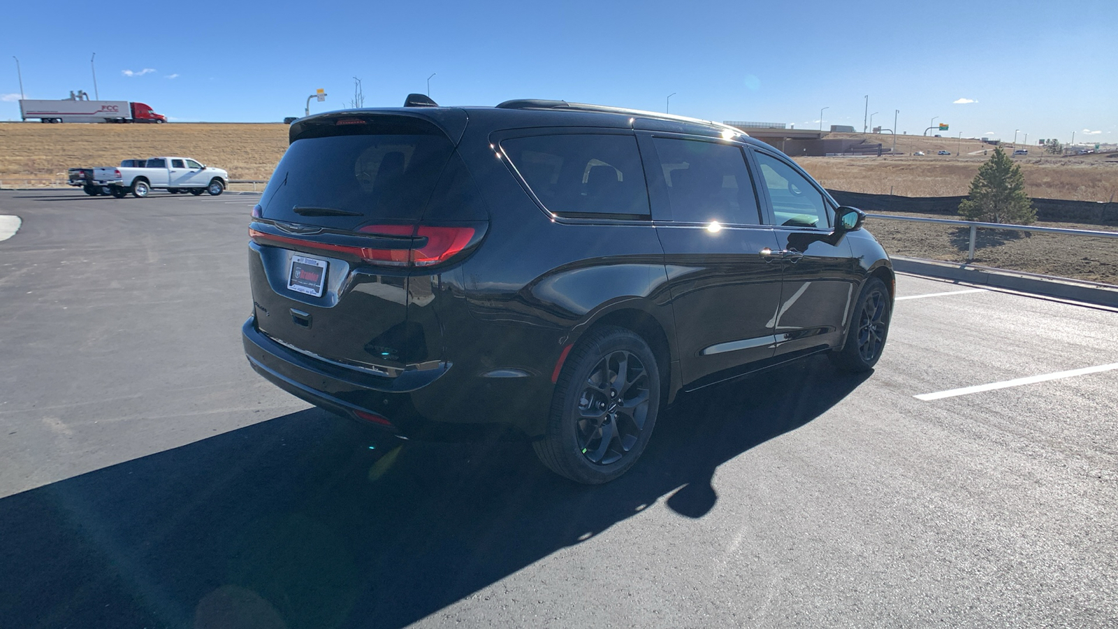 2025 Chrysler Pacifica Limited 5