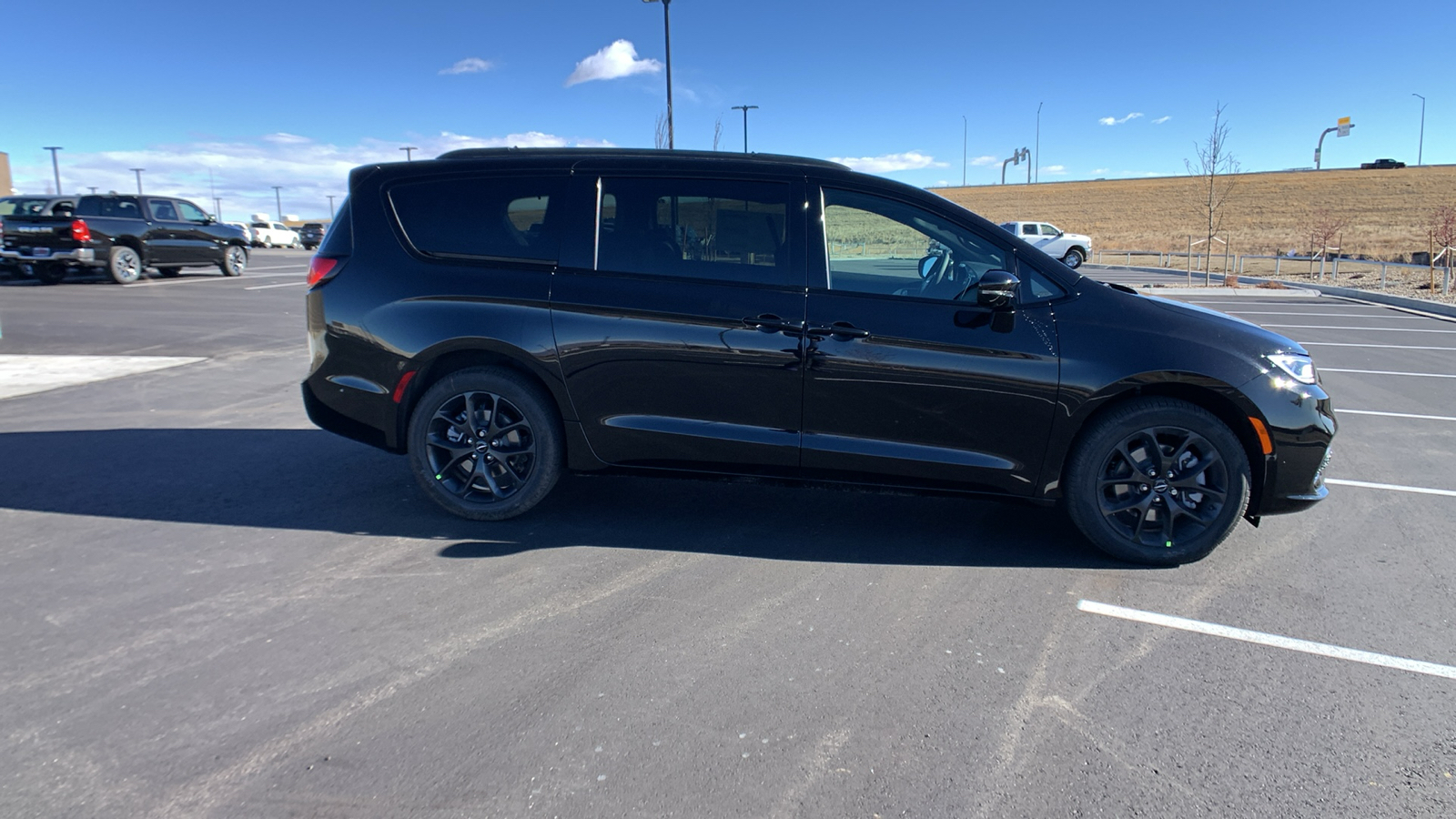 2025 Chrysler Pacifica Limited 6