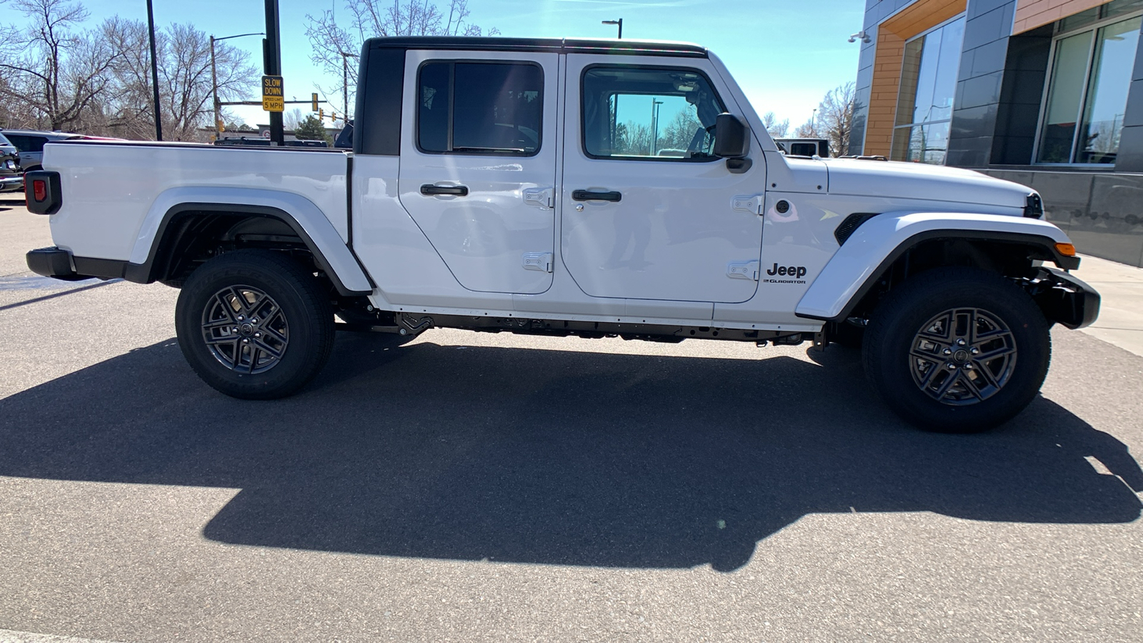 2024 Jeep Gladiator Sport S 5