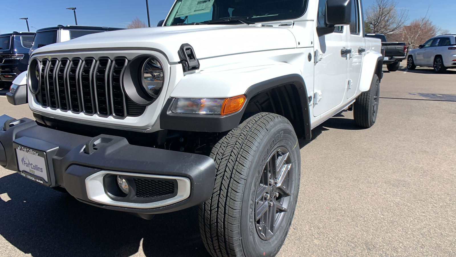 2024 Jeep Gladiator Sport S 9