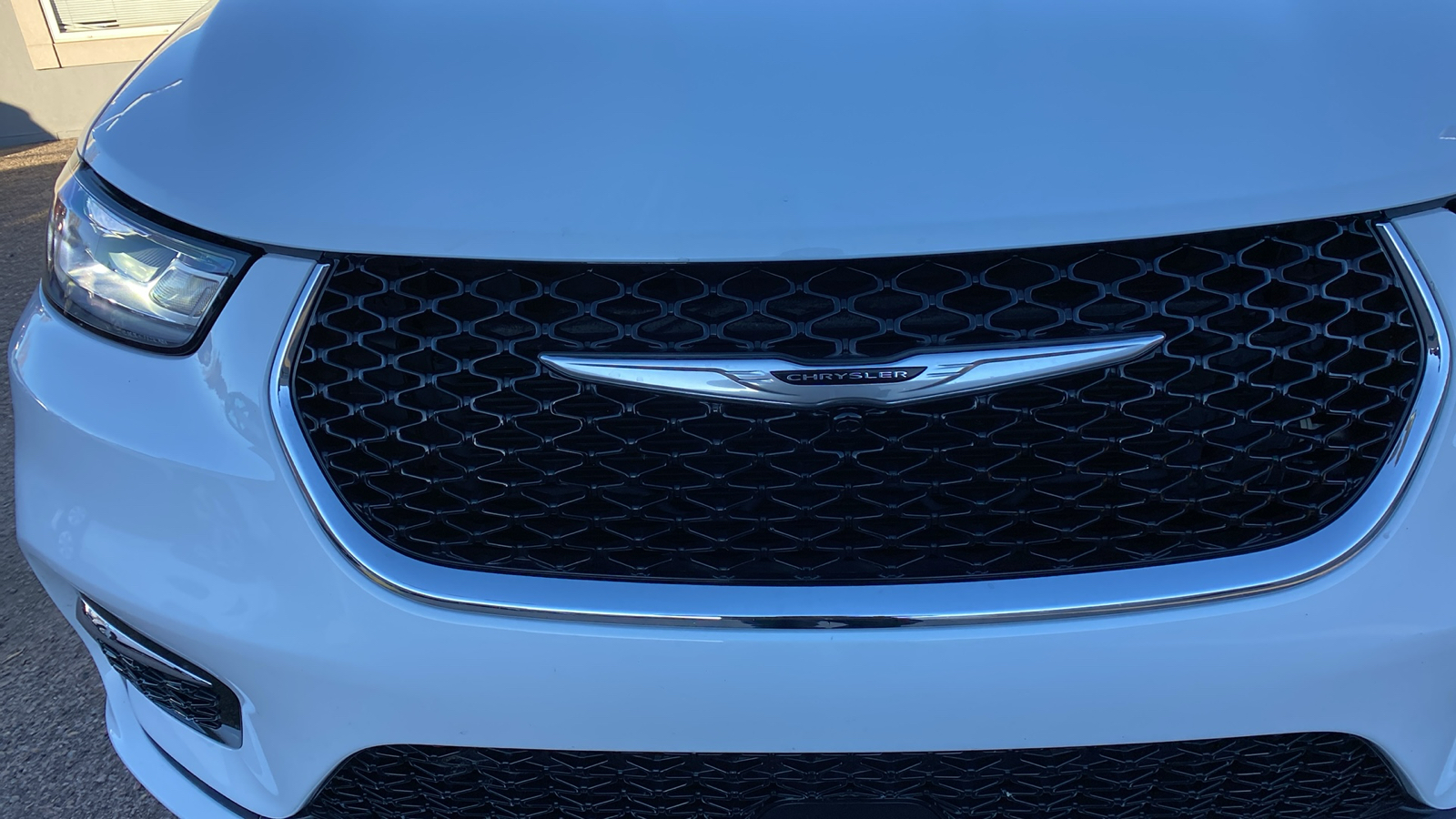 2023 Chrysler Pacifica Limited 9