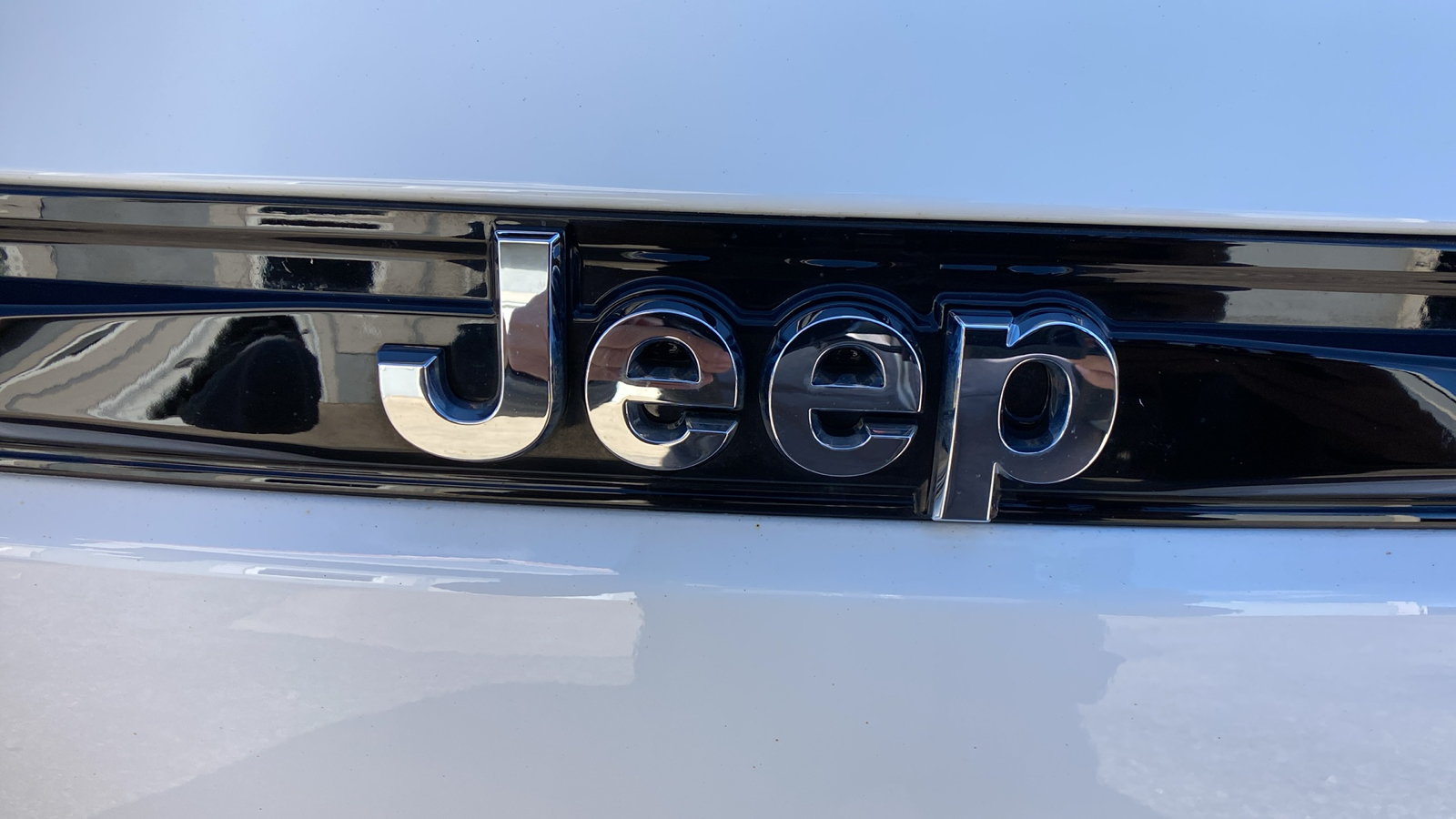 2023 Jeep Grand Cherokee Laredo 32